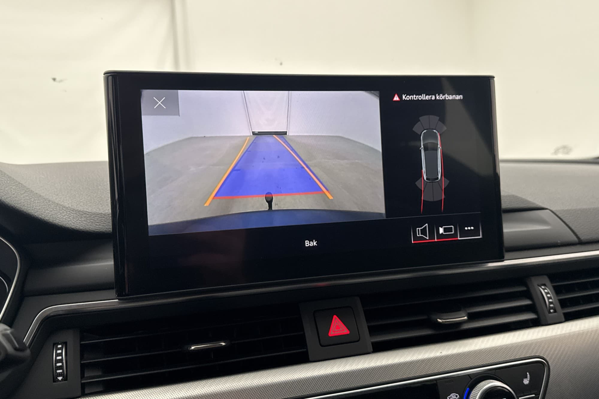 Audi A4 Avant 40 TDI Q 204hk Proline Värmare Kamera Dragkrok