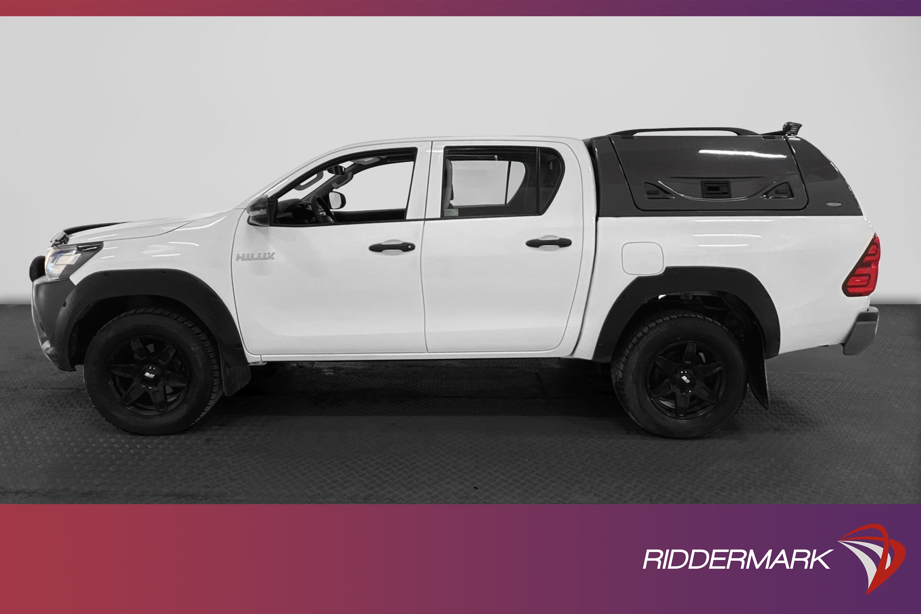 Toyota Hilux 2.4 AWD Diff Dragkrok Nyservad Moms