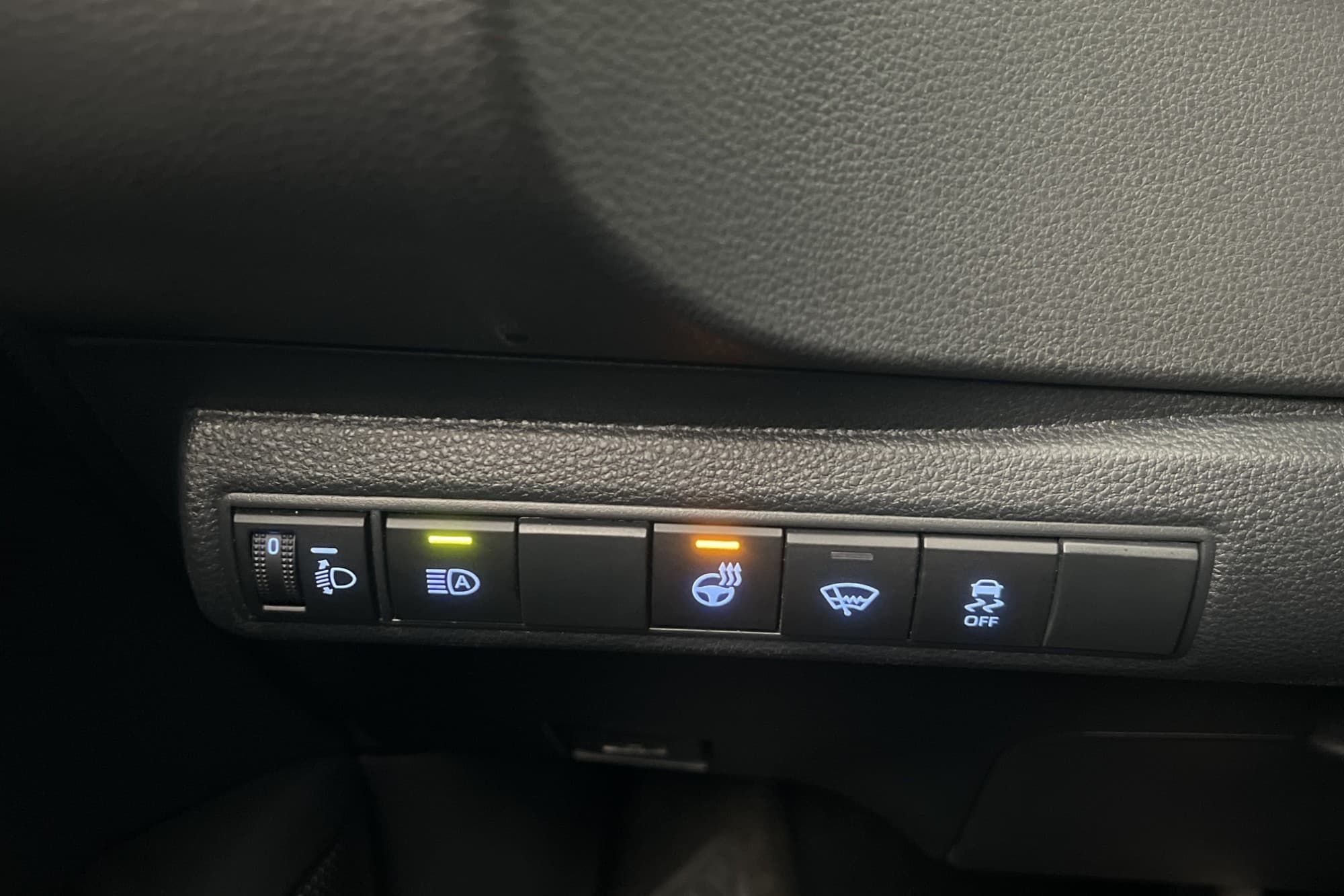 Toyota Corolla Hybrid 122hk Style Kamera Halvskinn MOMS
