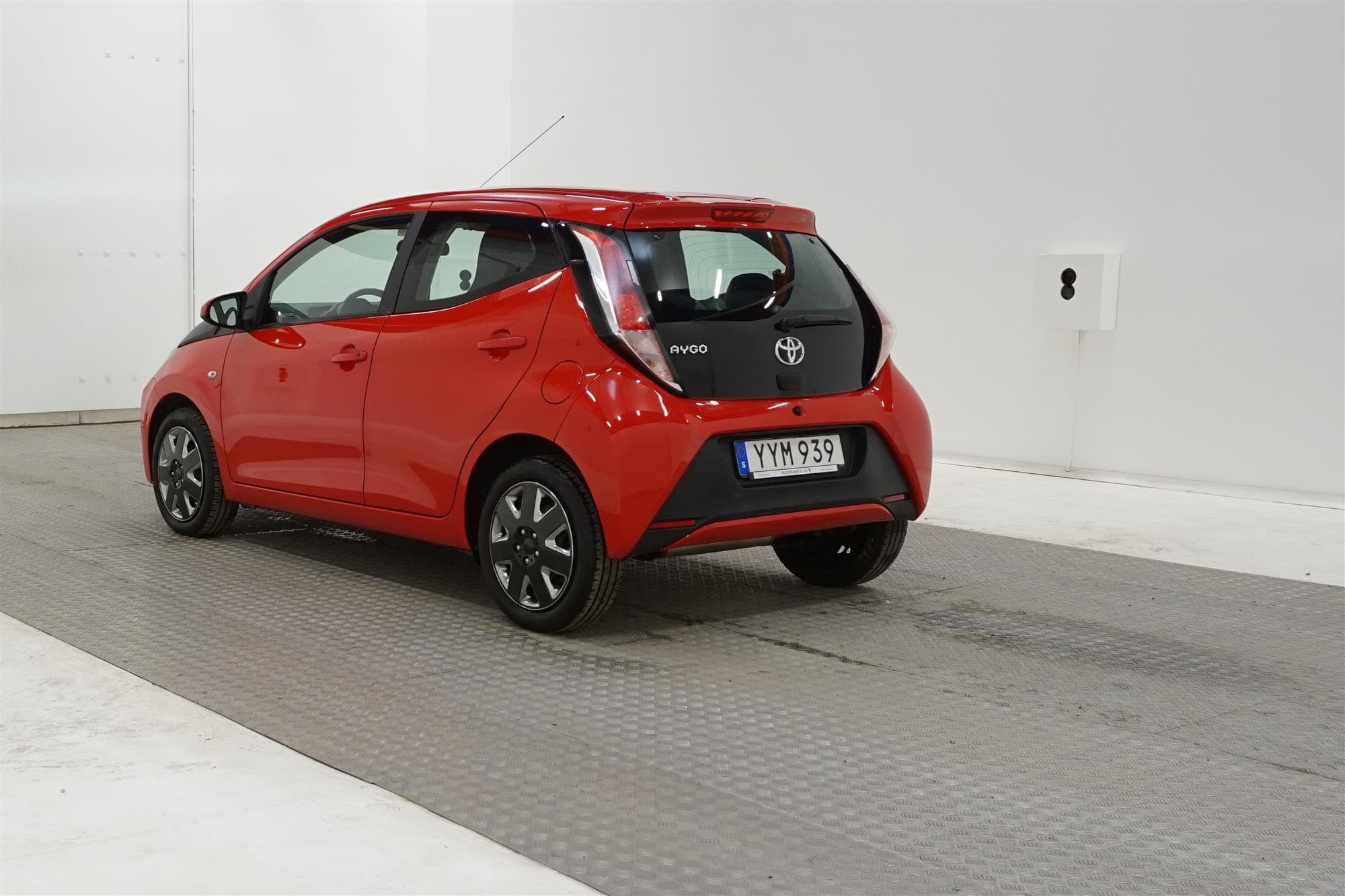 Toyota Aygo 1.0 VVT-i 69hk  Välservad Lane Assist 0,43L/mil