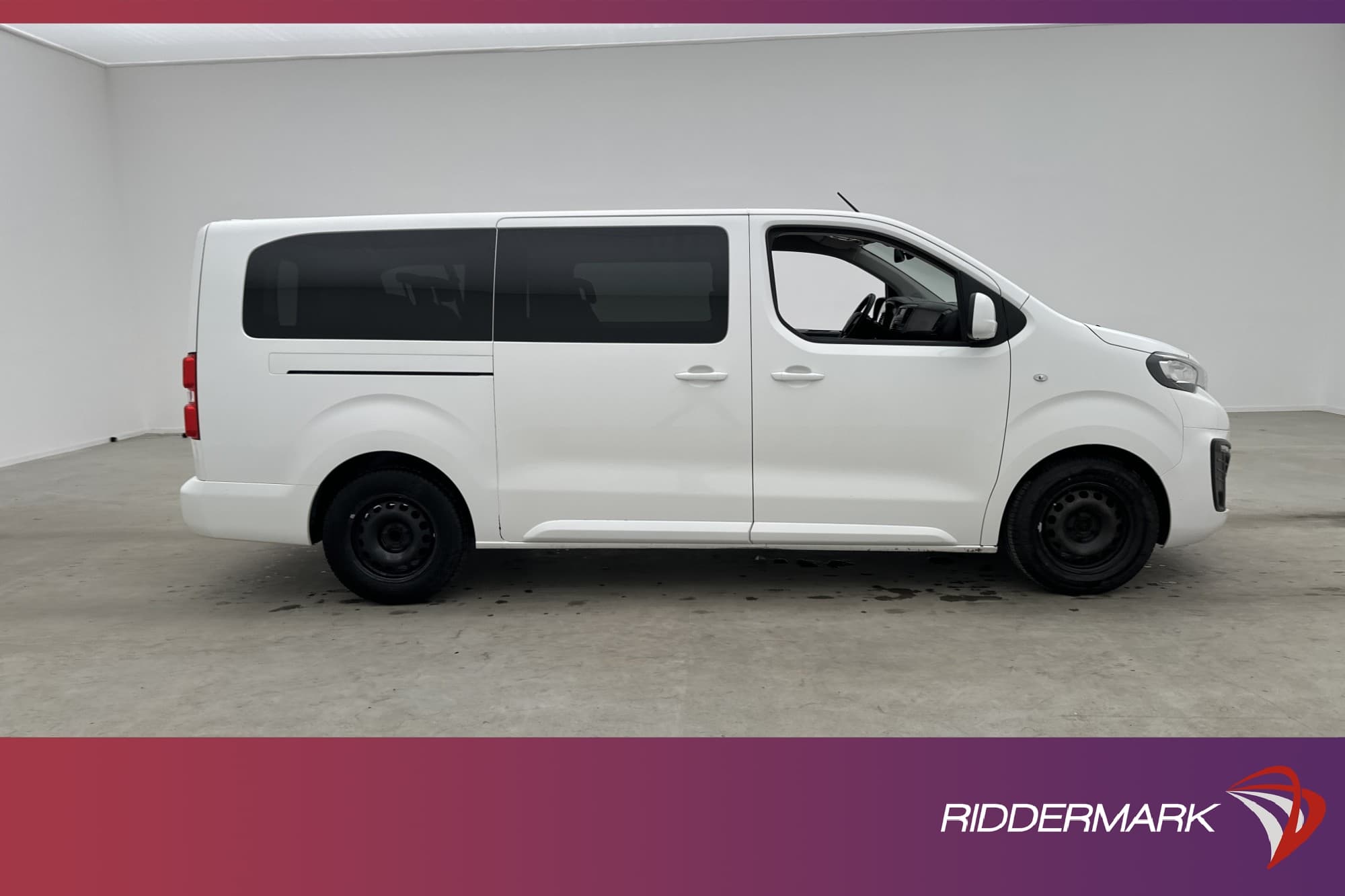Peugeot Expert Traveller