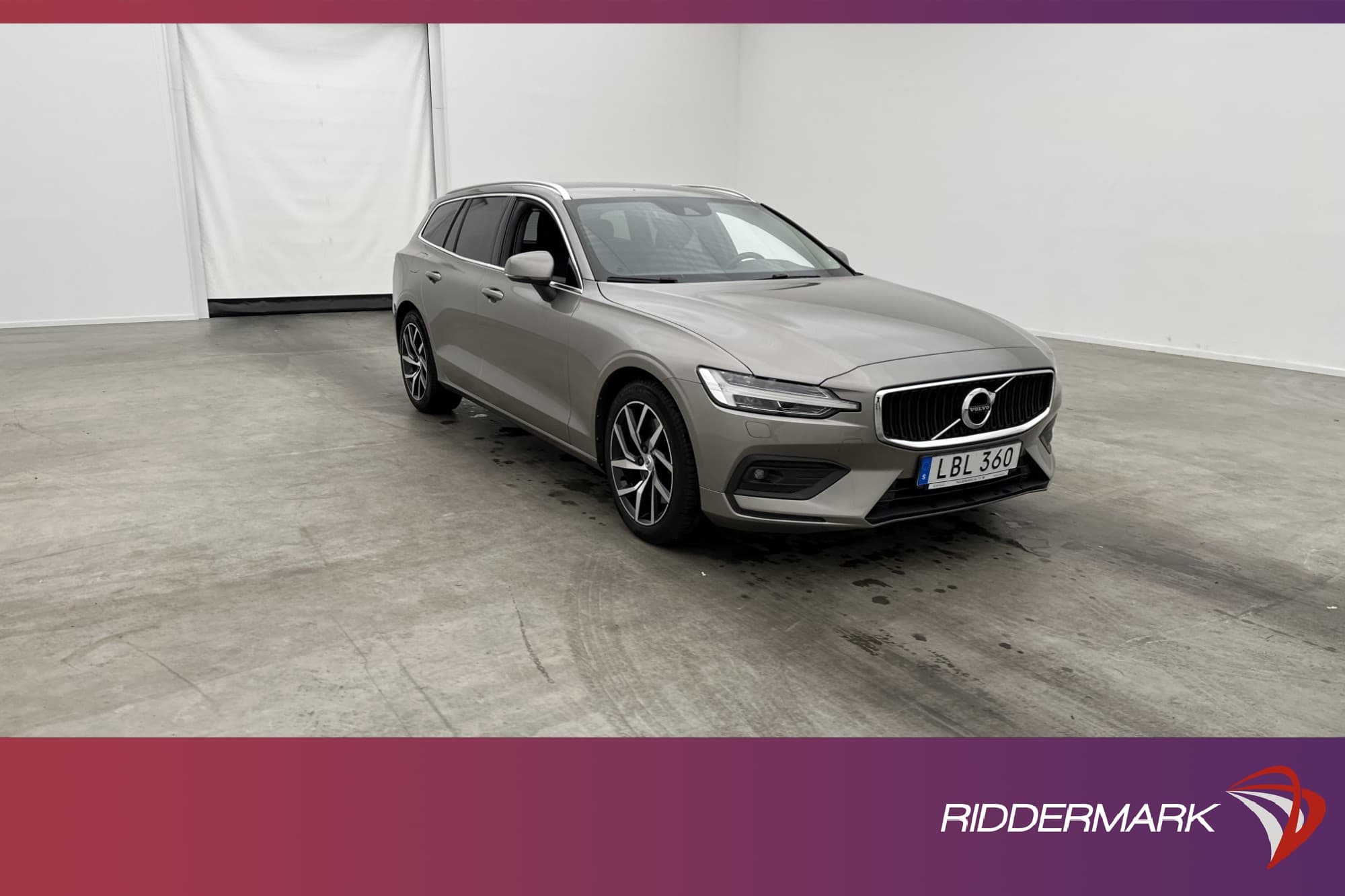 Volvo V60 T5