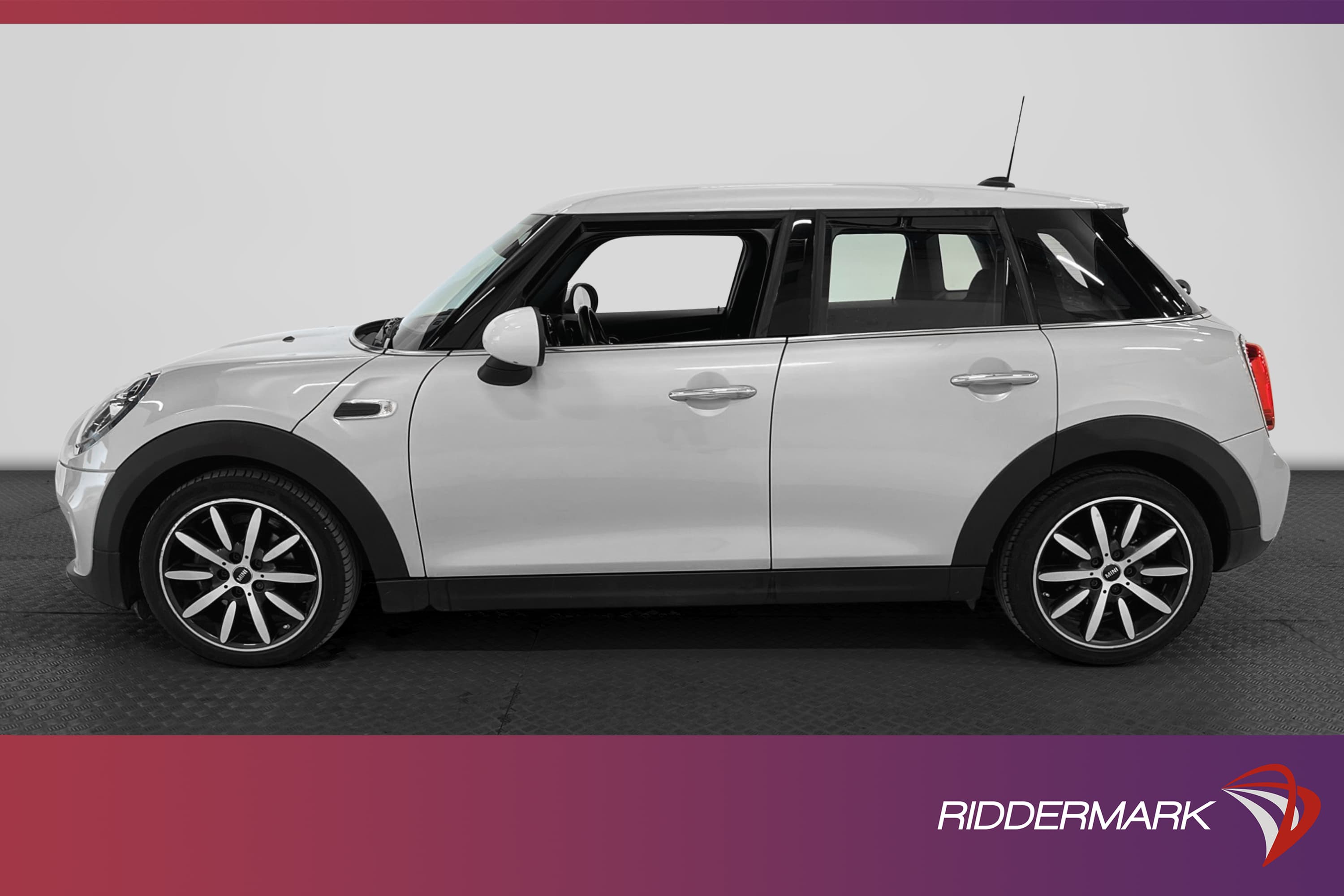 MINI Cooper Pepper 1.5L 136hk DCT  P-sensorer Låg skatt