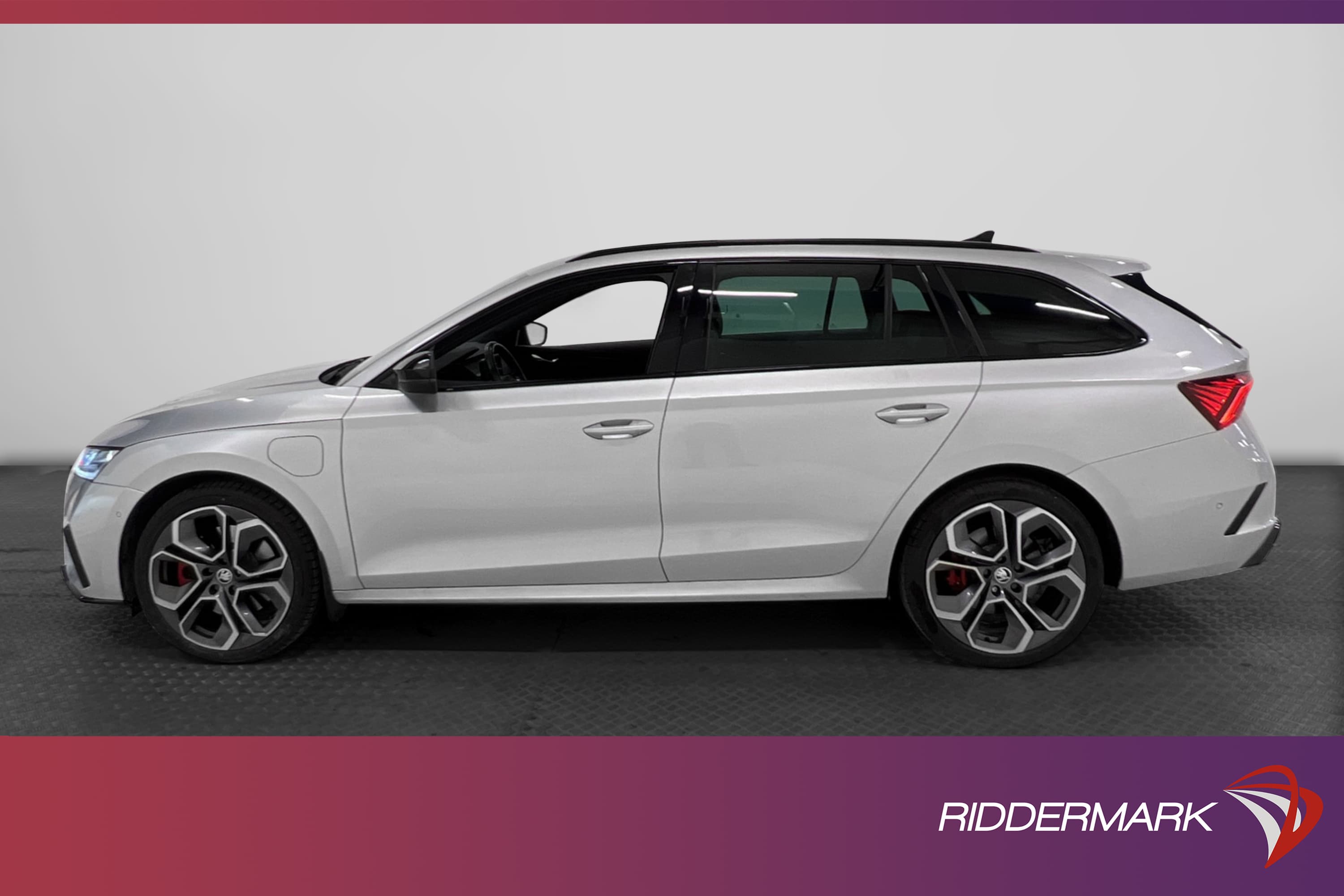 Škoda Octavia Kombi RS PHEV 245hk