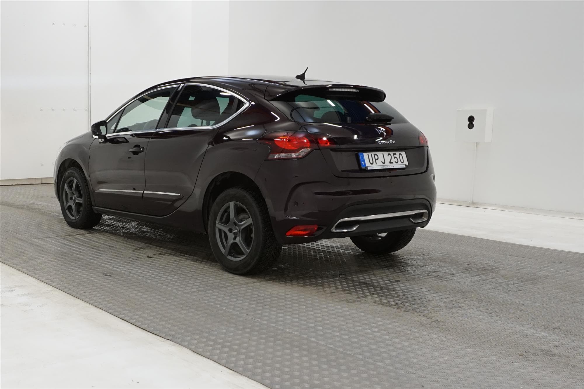 Citroën C4 1.2 e-THP 130hk Låg Skatt 0,52L/mil