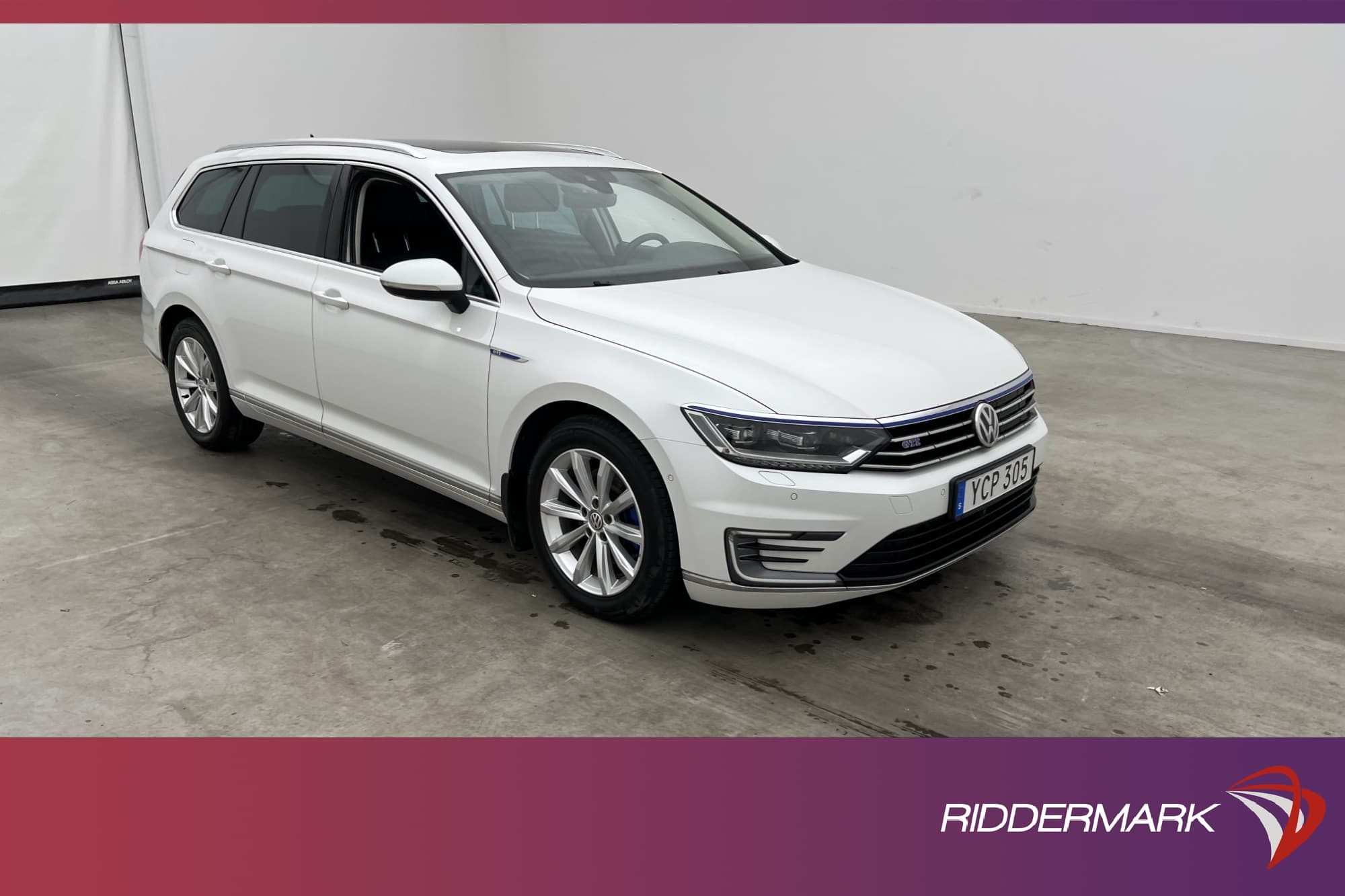 Volkswagen Passat GTE 218hk