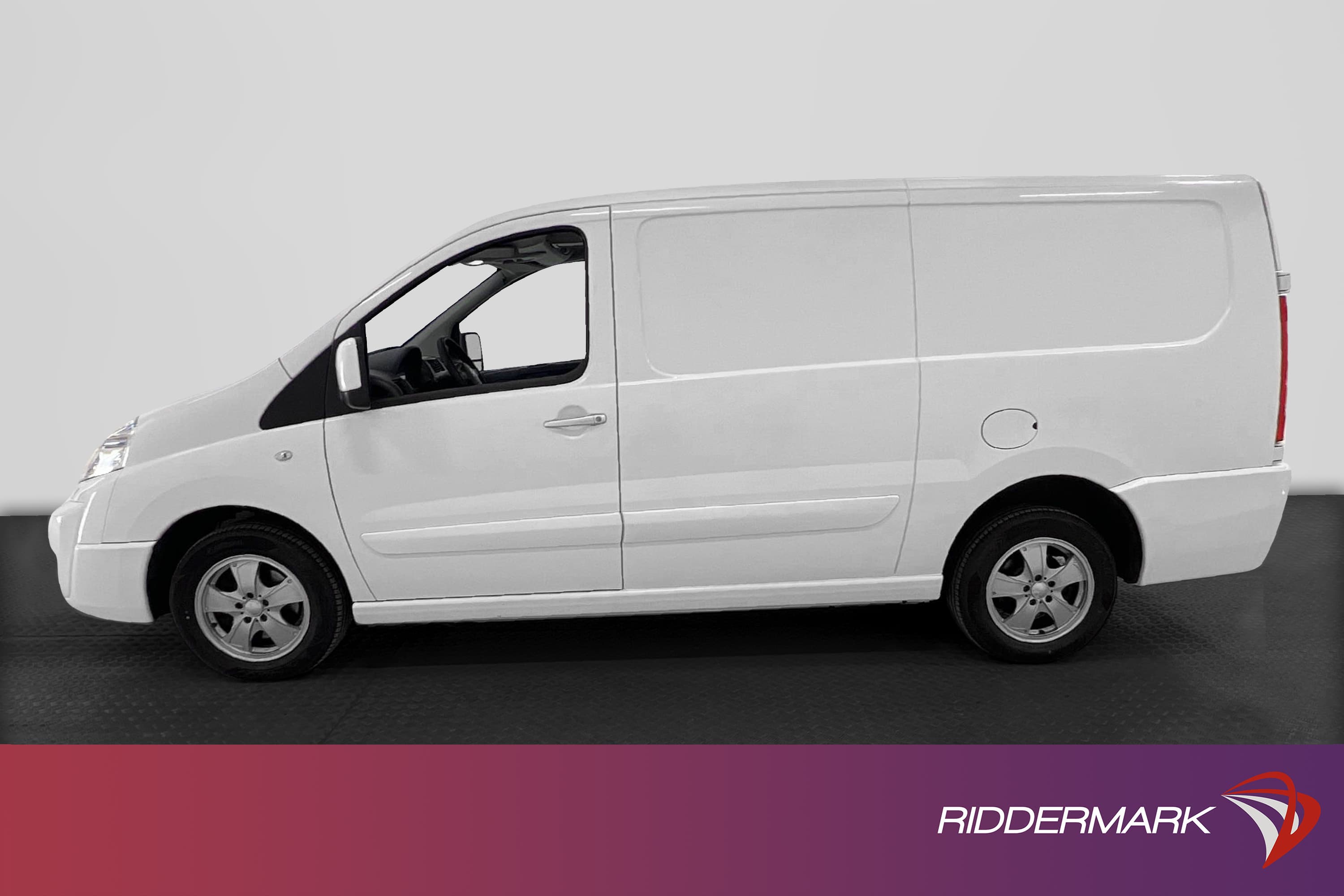 Citroën Jumpy 2.0 HDi 163hk Aut L2 Värmare Drag Moms