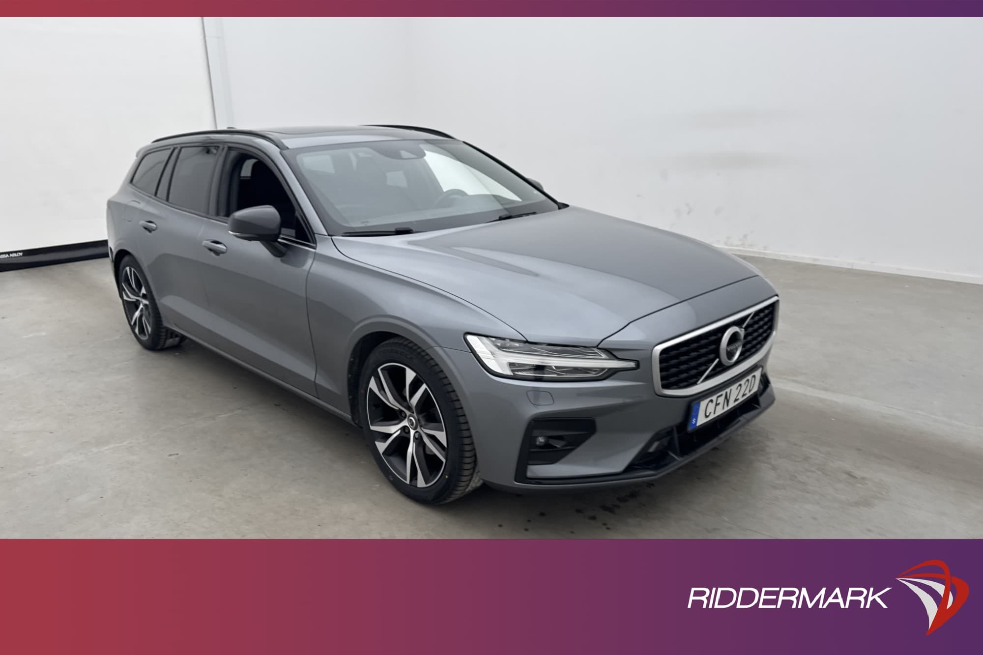 Volvo V60 D4 200hk AWD R-Design Värm VOC Pano H/K HUD 360º