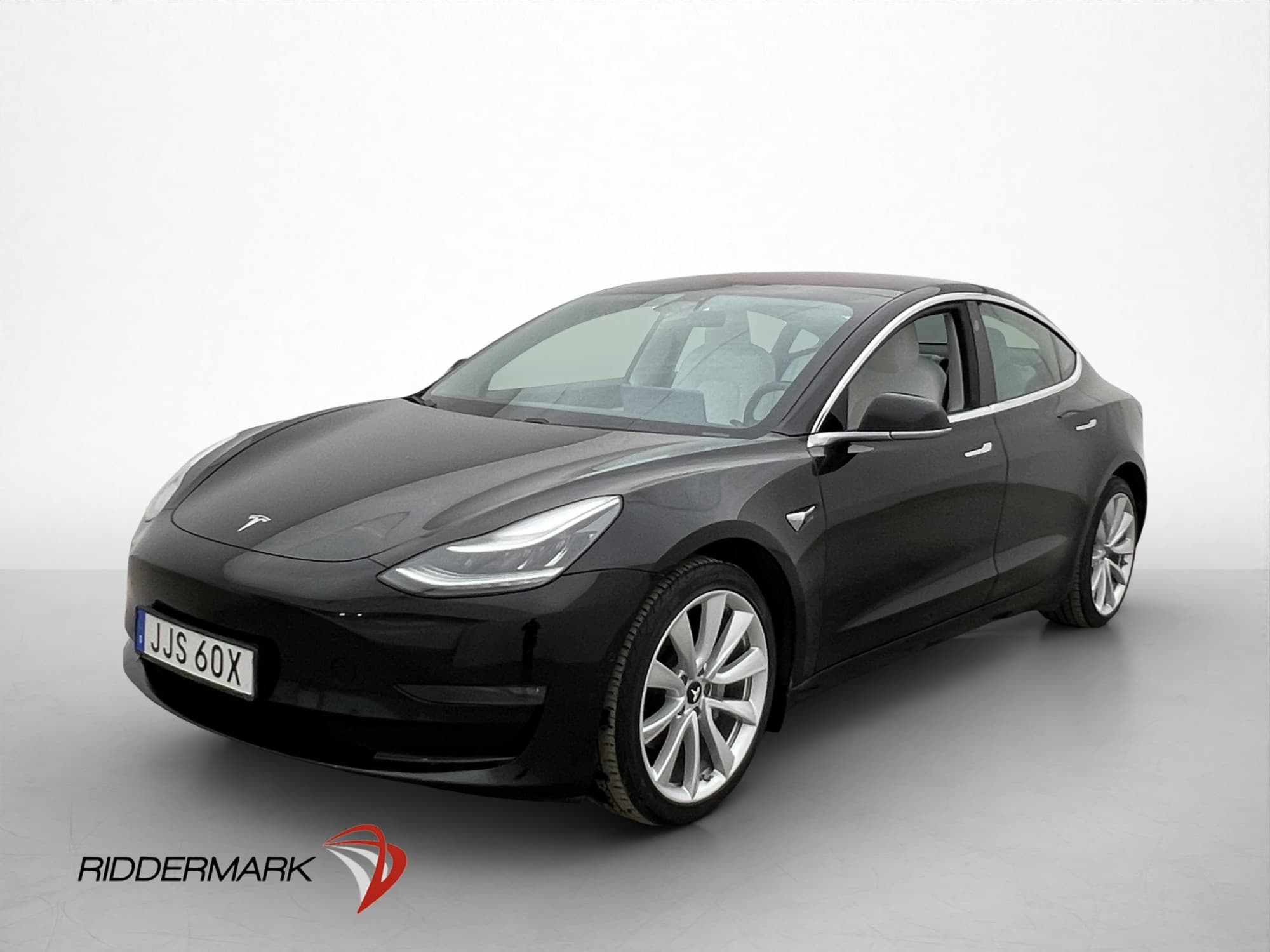 Tesla Model 3 Long Range AWD FSD Ljus-Interiör Sv.Såld MOMS