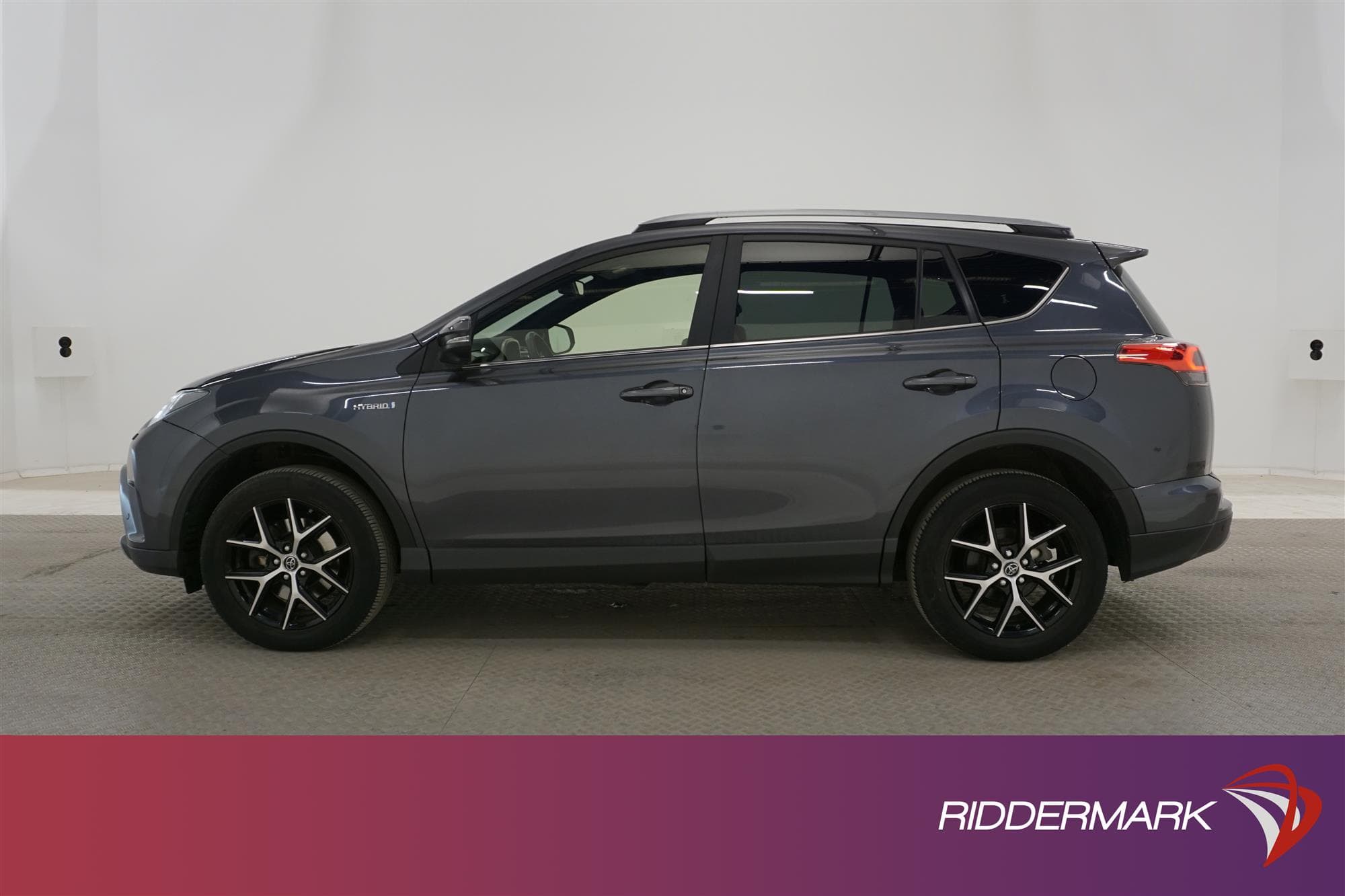 Toyota RAV4  Hybrid  2.5 AWD 197hk