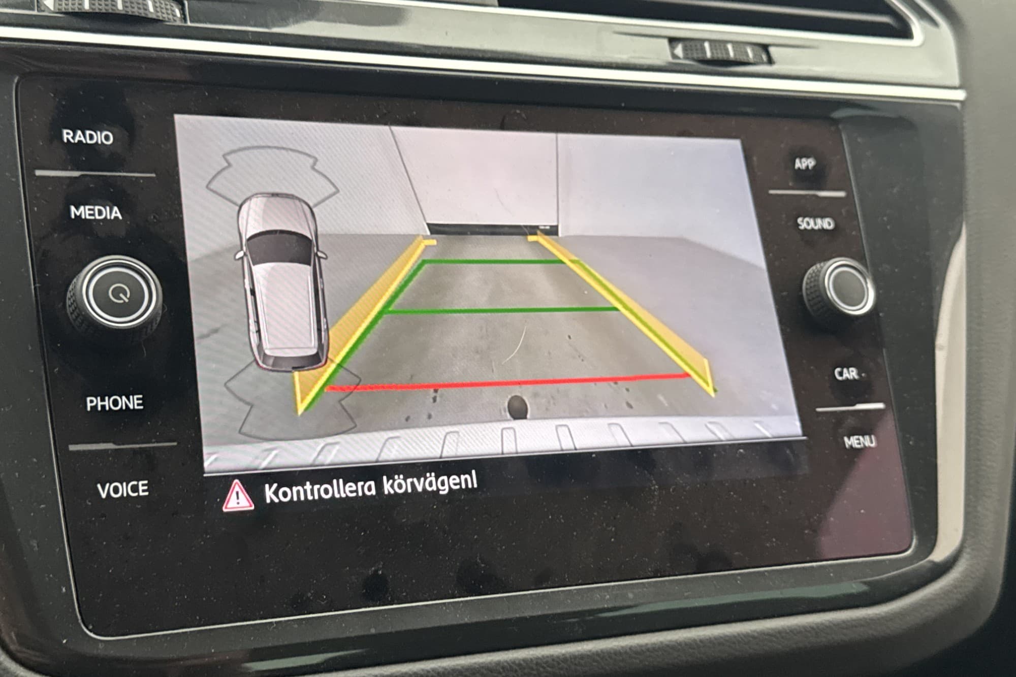 Volkswagen Tiguan 4M 190hk Cockpit Drag P-Värmare Kamera