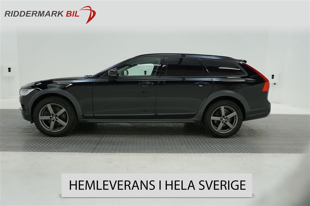 VOLVO V90 D4 AWD Cross Country