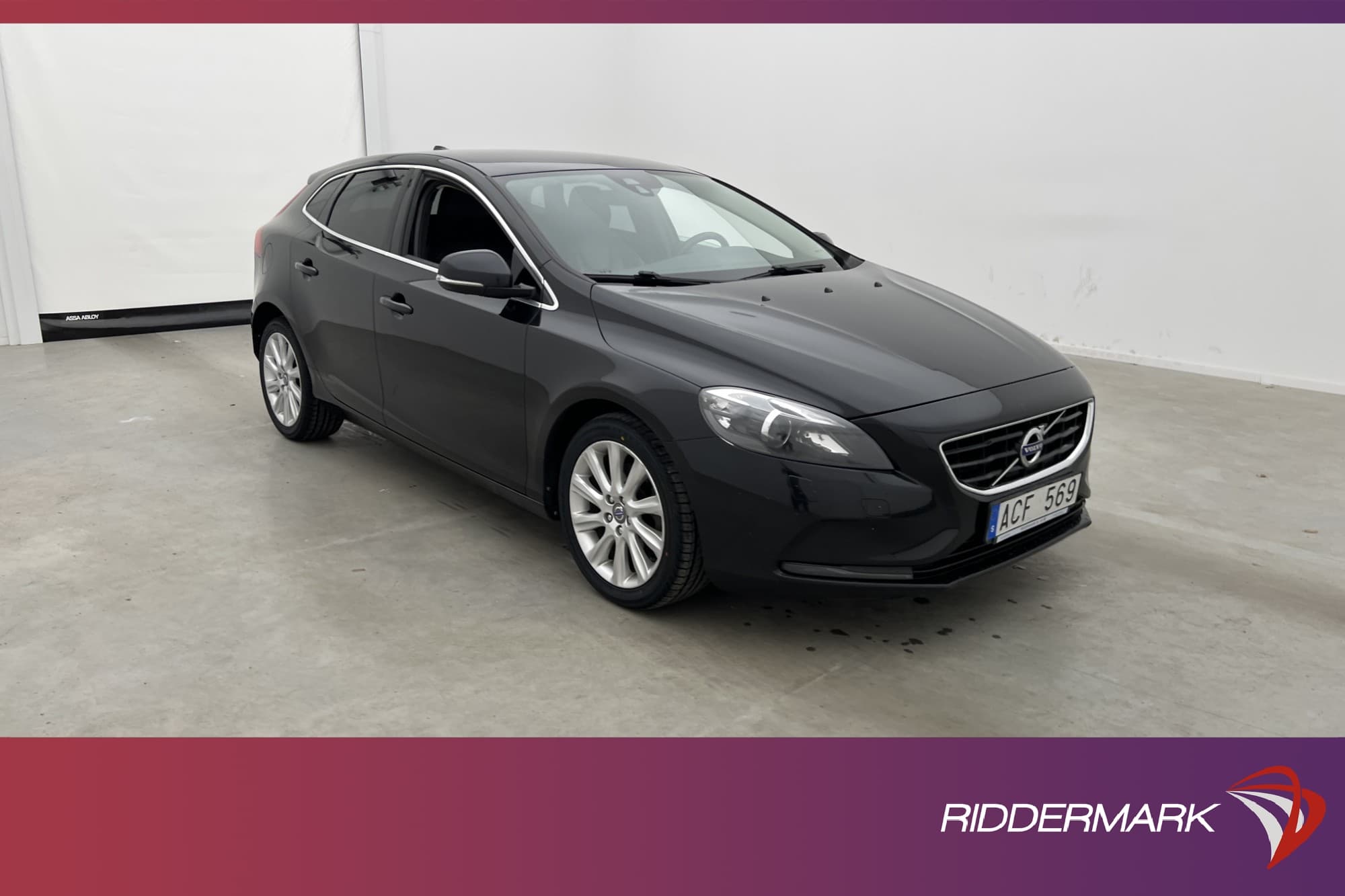 Volvo V40 T3 150hk