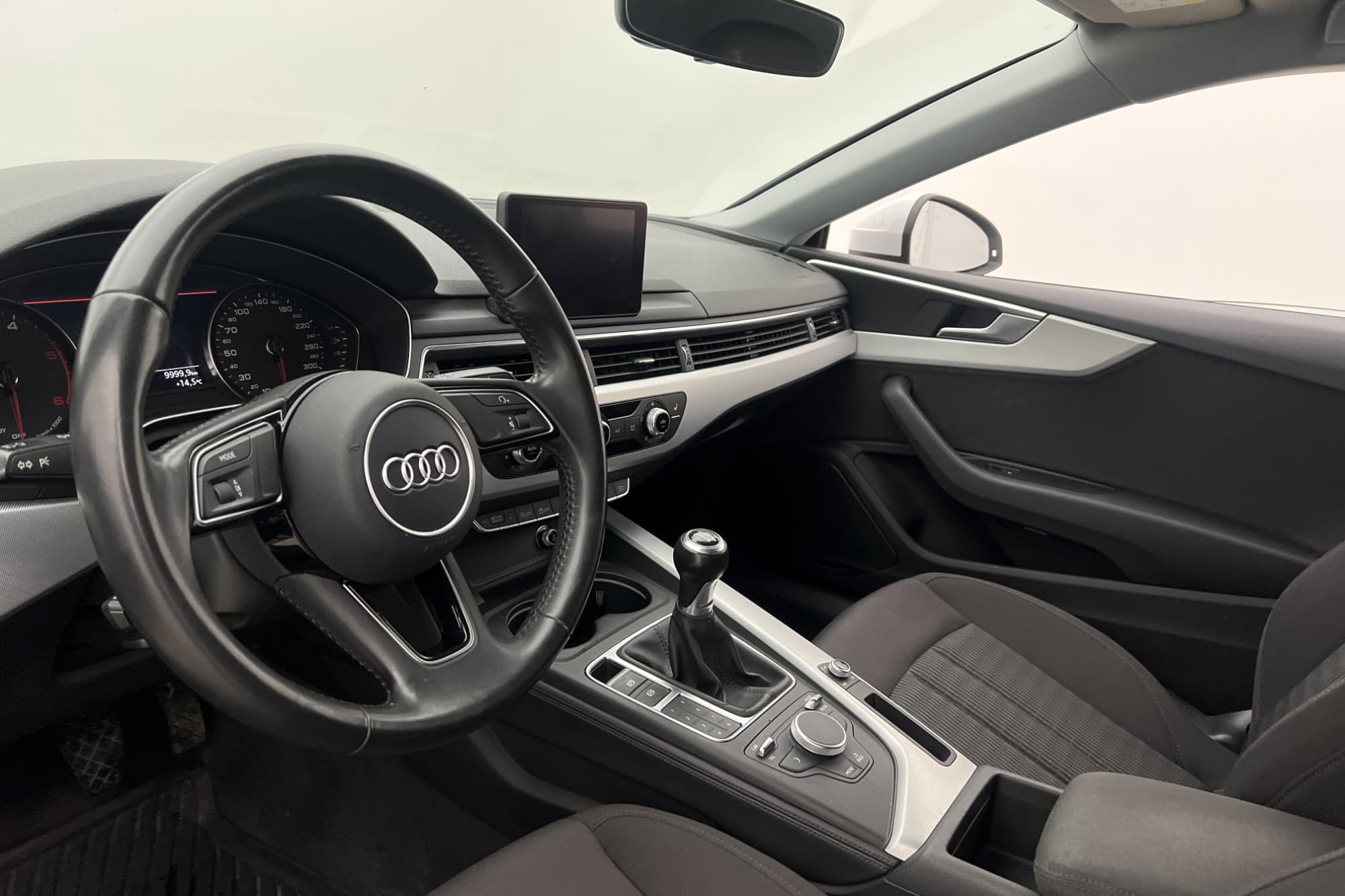 Audi A5 Coupé TDI 190hk P-Värmare Sensorer Ambient Keyless