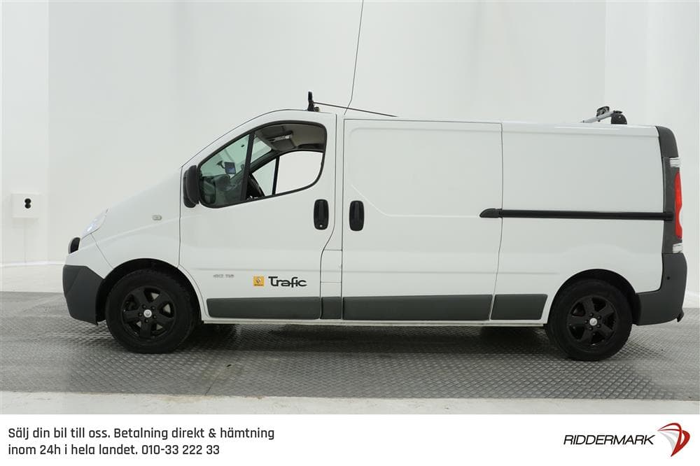 Renault Trafic 2.0 dCi 115hk L2 3-sits Värmare Aut Nyservad