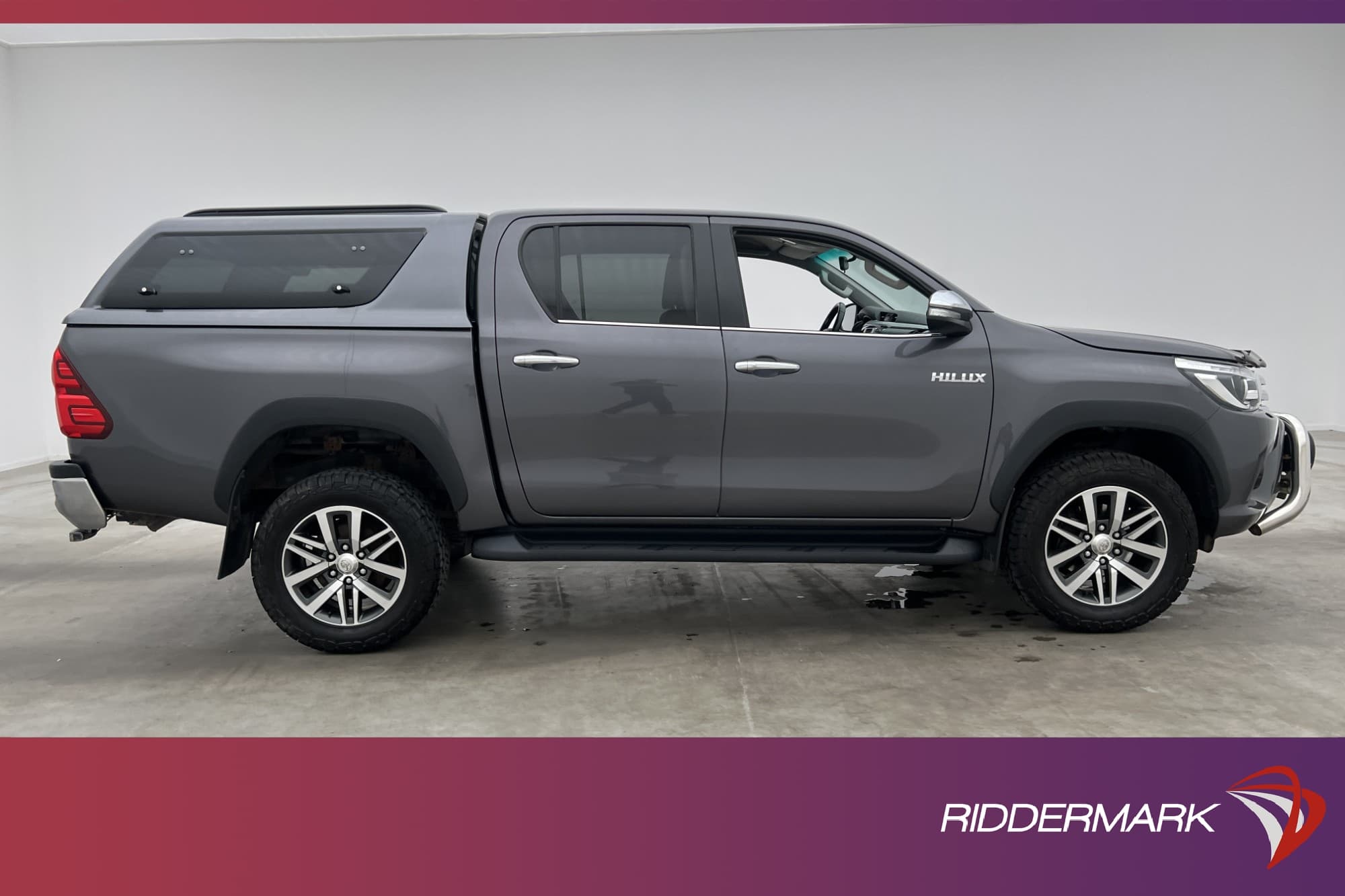 Toyota Hilux Premium 2.4 AWD