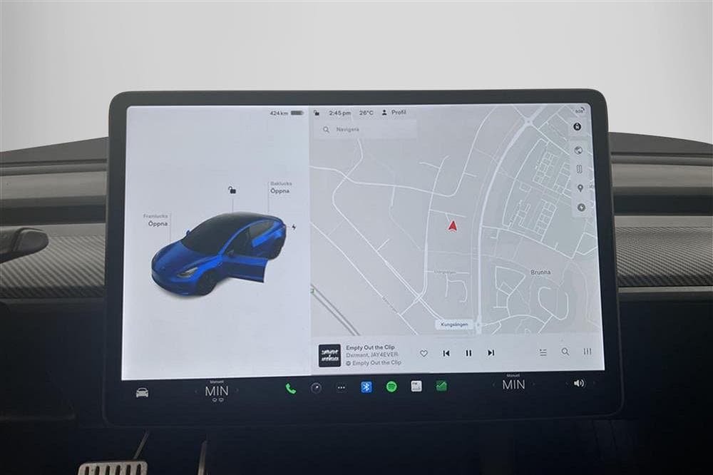 Tesla Model 3 Performance AWD Svensksåld Premiuminteriör