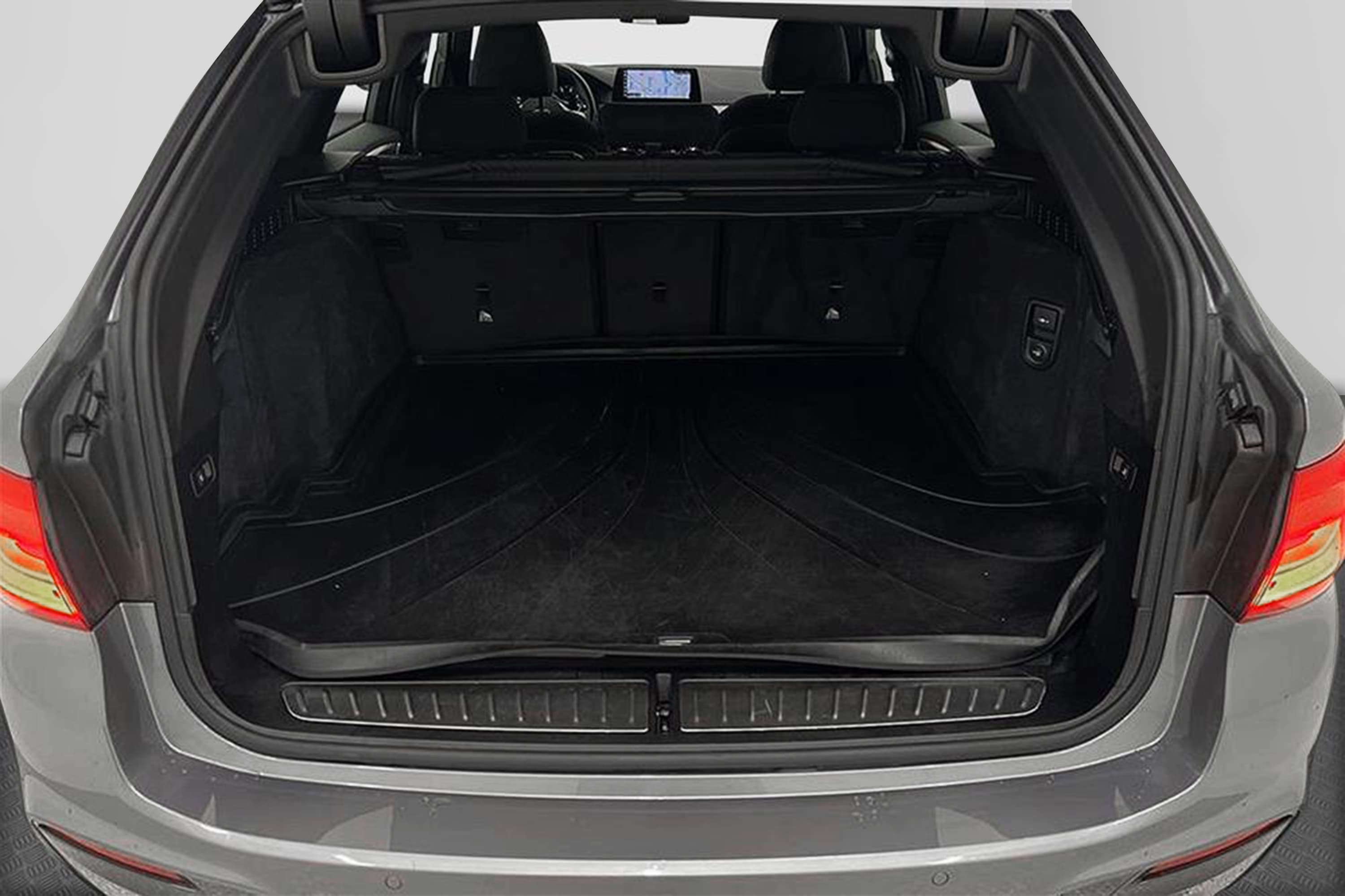 BMW 520 d xDrive 190hk M-Sport HiFi Kamera Navi Värmare Draginteriör