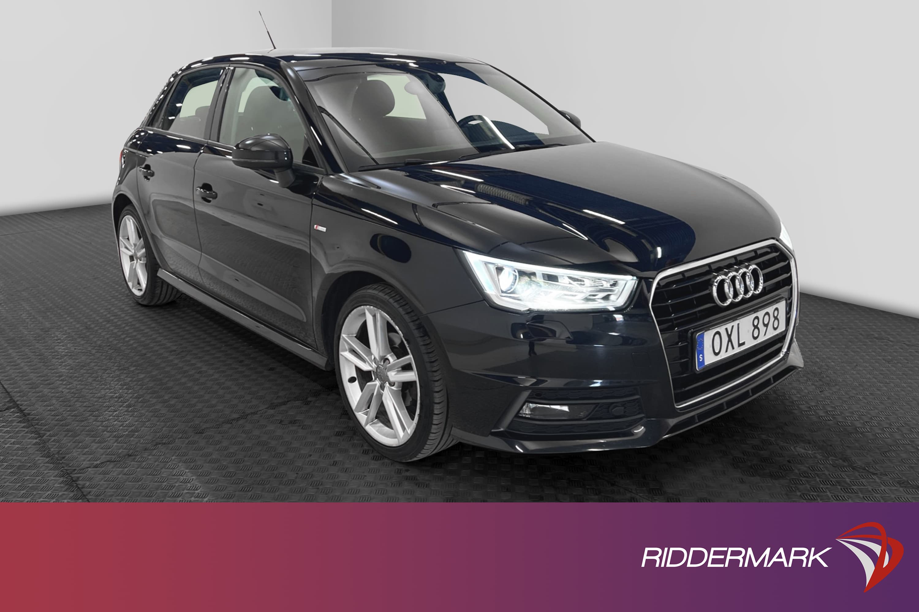 Audi A1 Sportback 1.0 TFSI 95hk S-Line Värmare 17" Välservad