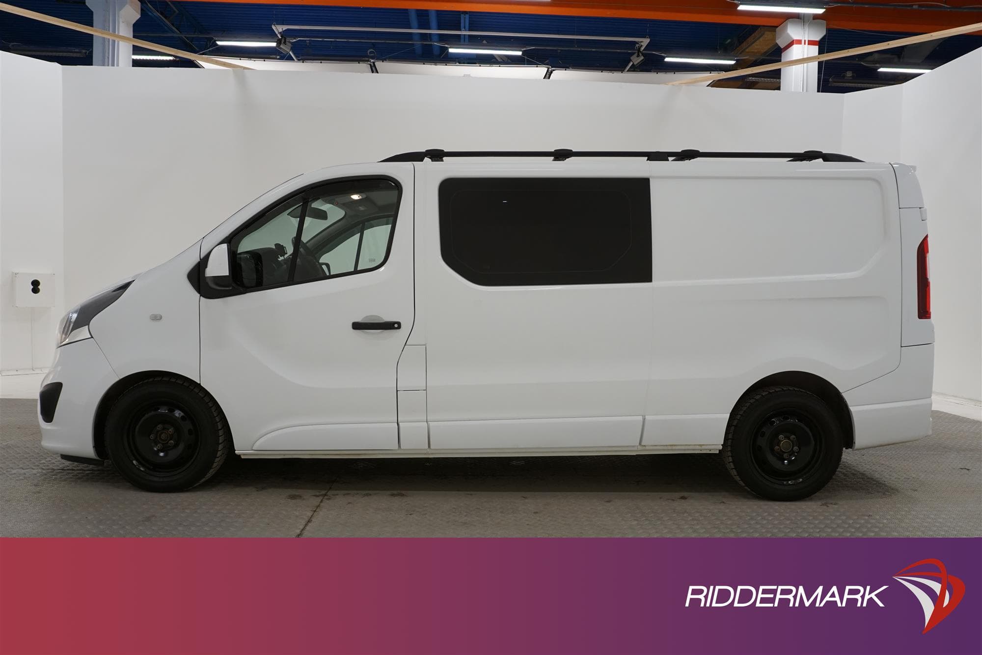 Opel Vivaro Dubbelhytt 1.6 145hk L2 Drag Värmare Moms