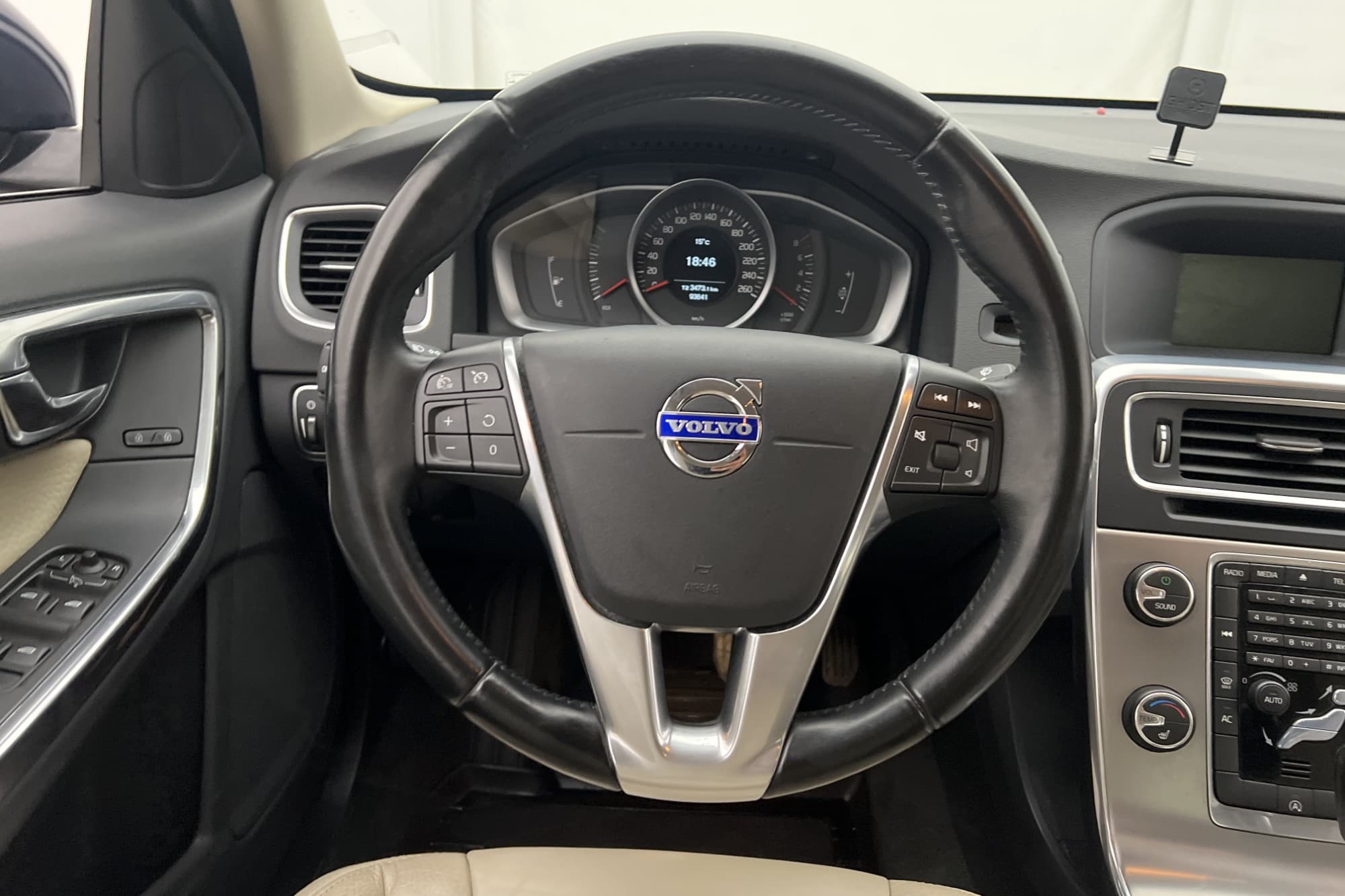 Volvo S60 T3 150hk Momentum Skinn 2 Brukare Välservad