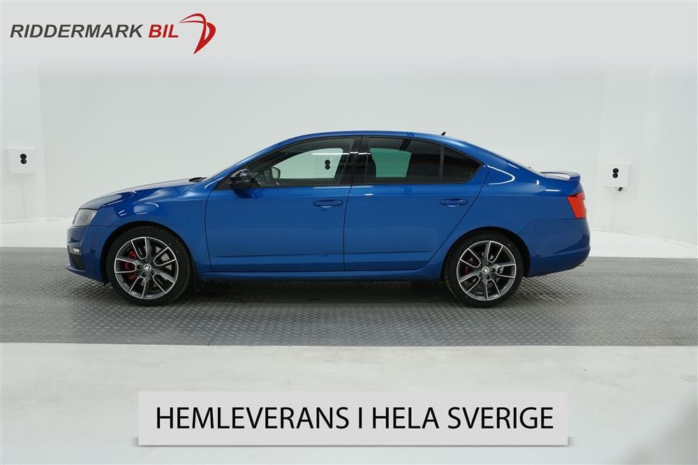 Skoda Octavia 2.0 TSI RS 220hk Canton Park-Pilot H-skinn