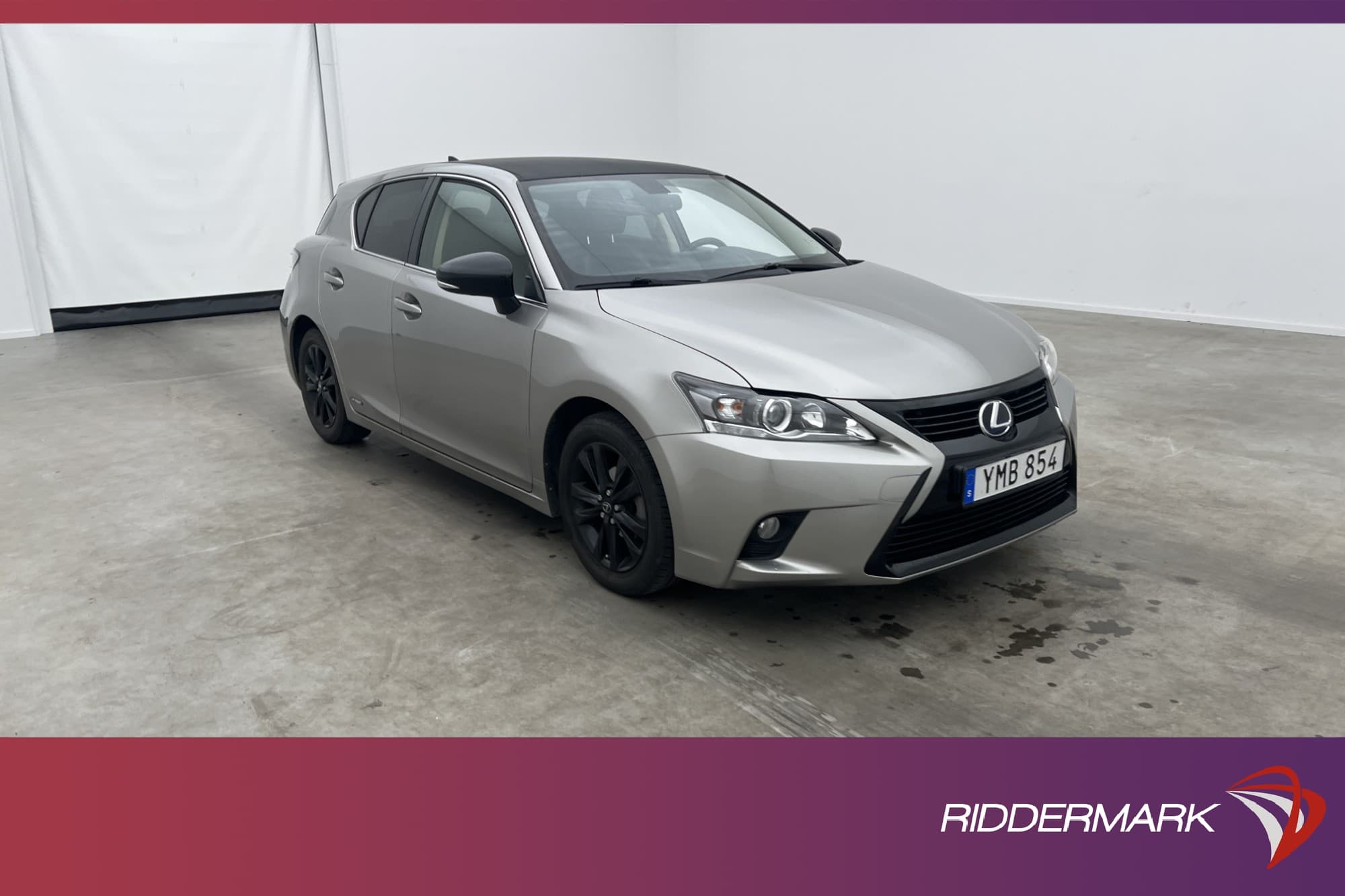 Lexus CT 200h 1.8 CVT 136hk