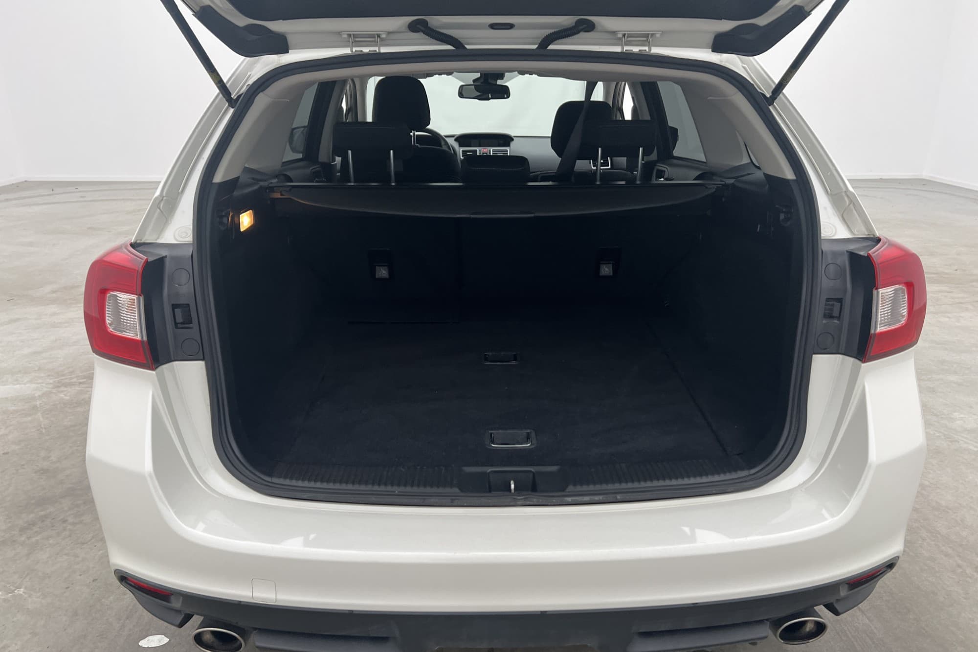 Subaru Levorg 1.6 4WD 170hk Kamera Keyless Döda-Vinkeln