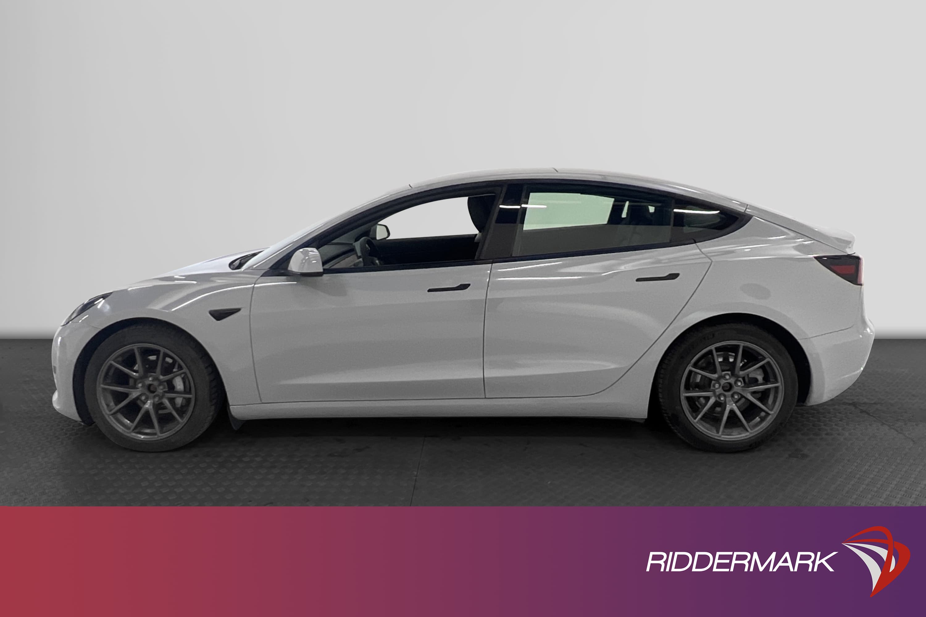 Tesla Model 3 Long Range AWD 440hk
