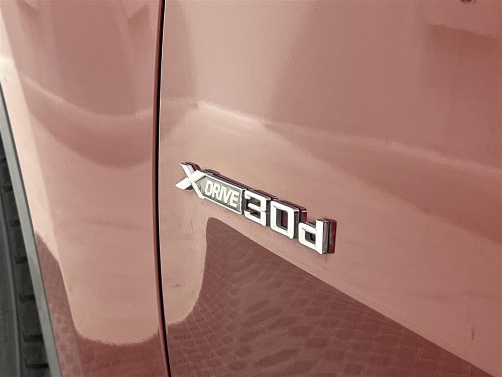 BMW X6 30d E71 235hk Skinn HuD T-lucka B-kam Drag Nyservadinteriör