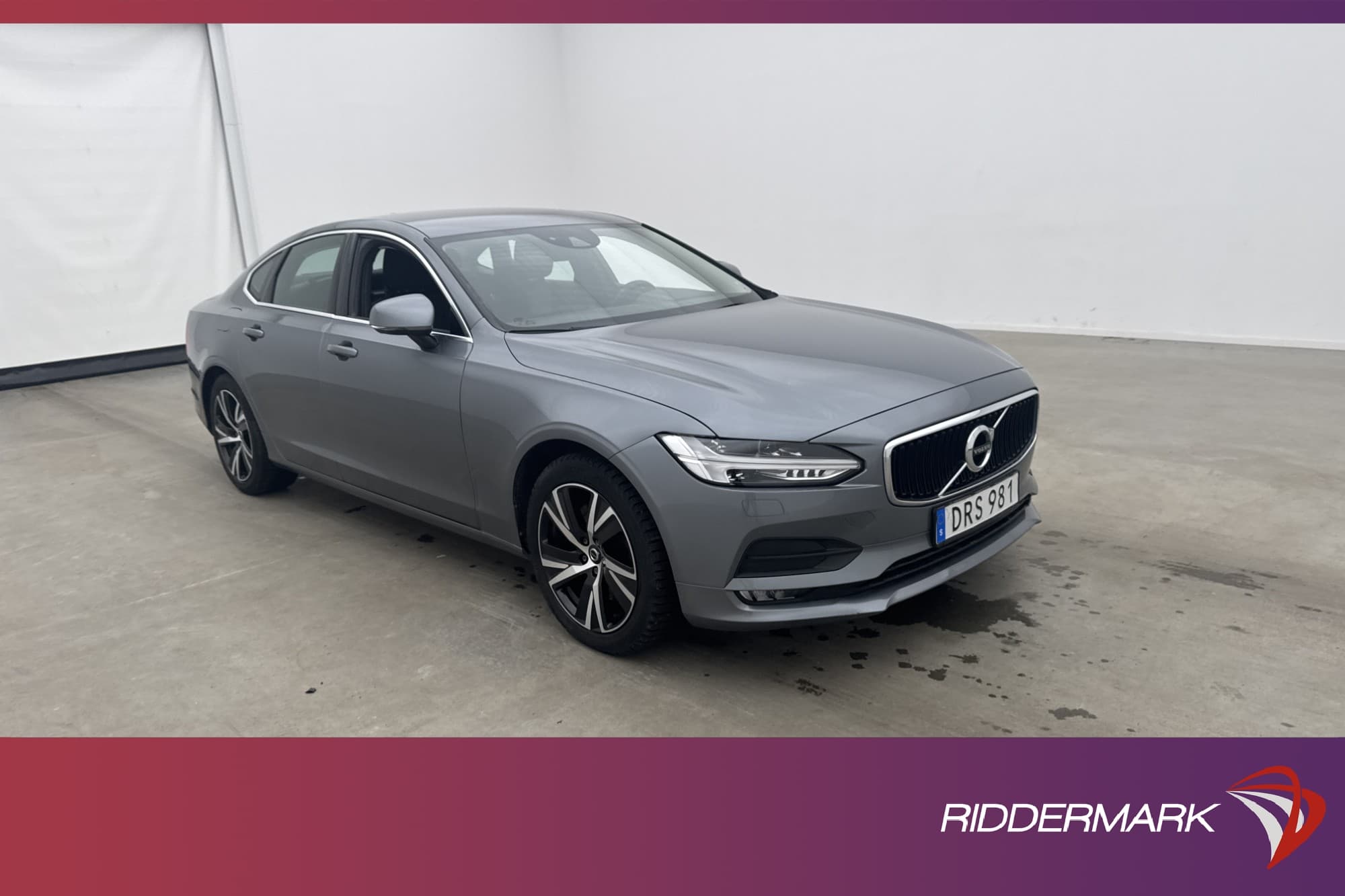 Volvo S90 T4