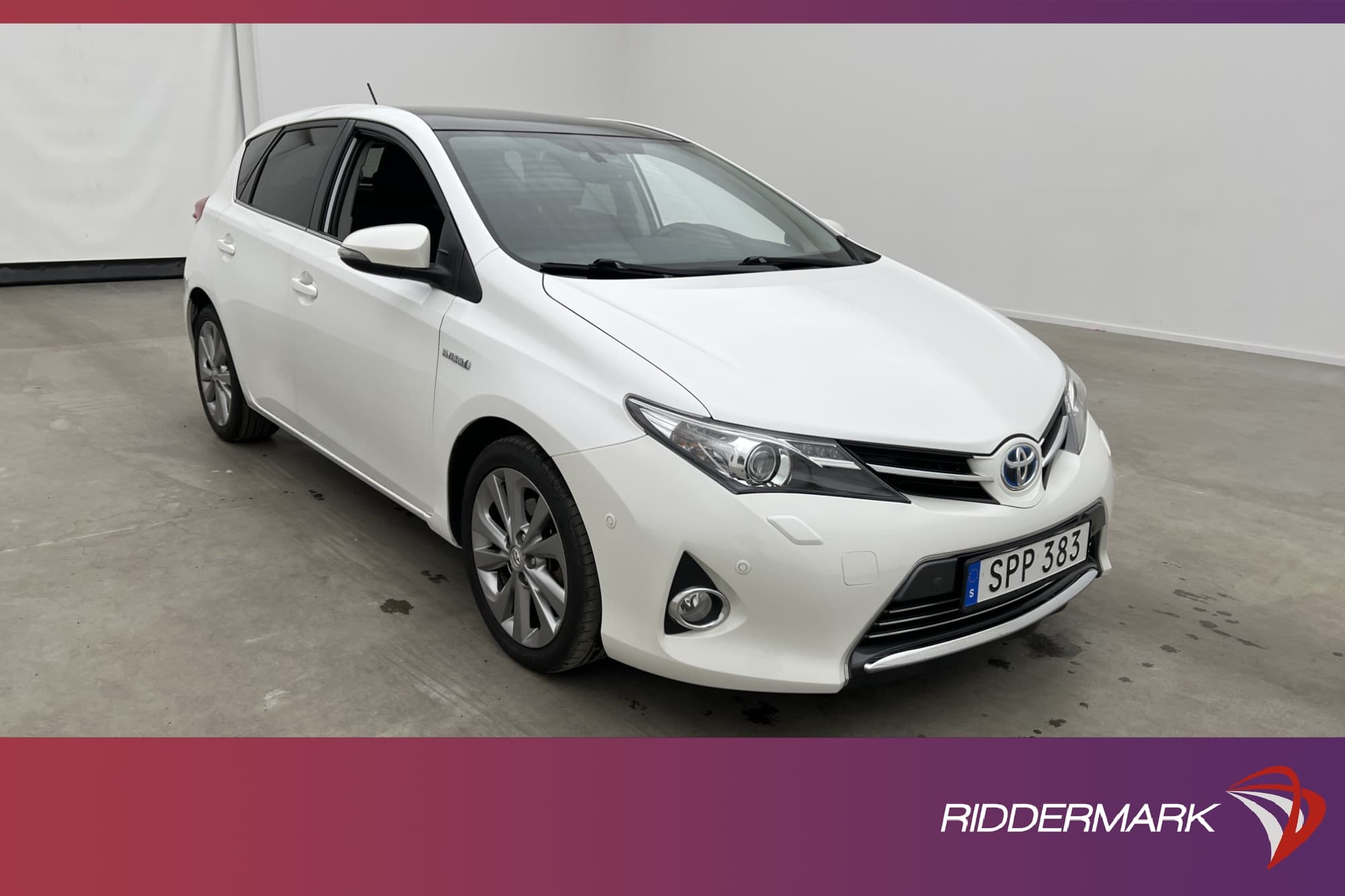 Toyota Auris Hybrid 136hk
