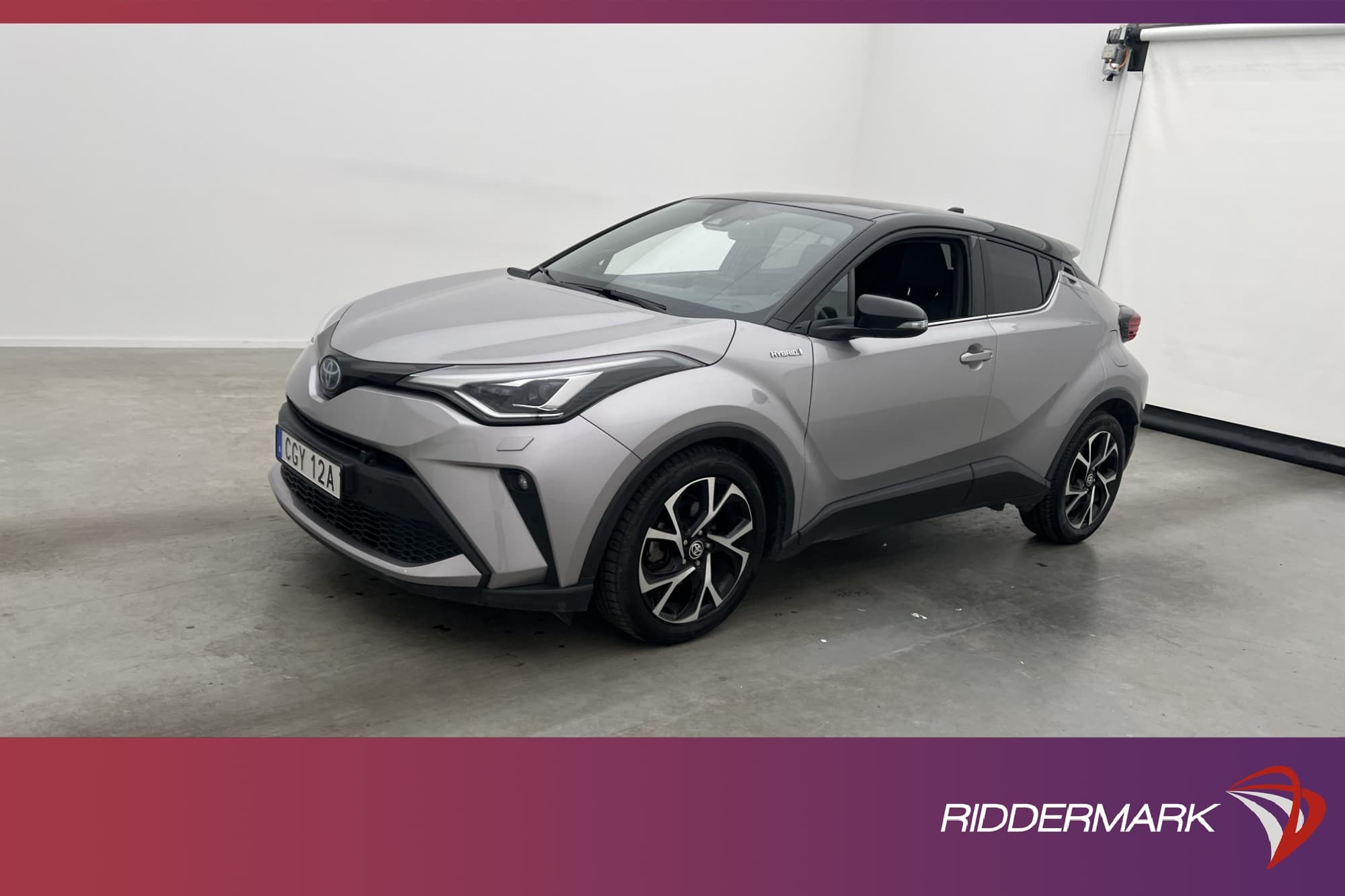 Toyota C-HR Hybrid 122hk