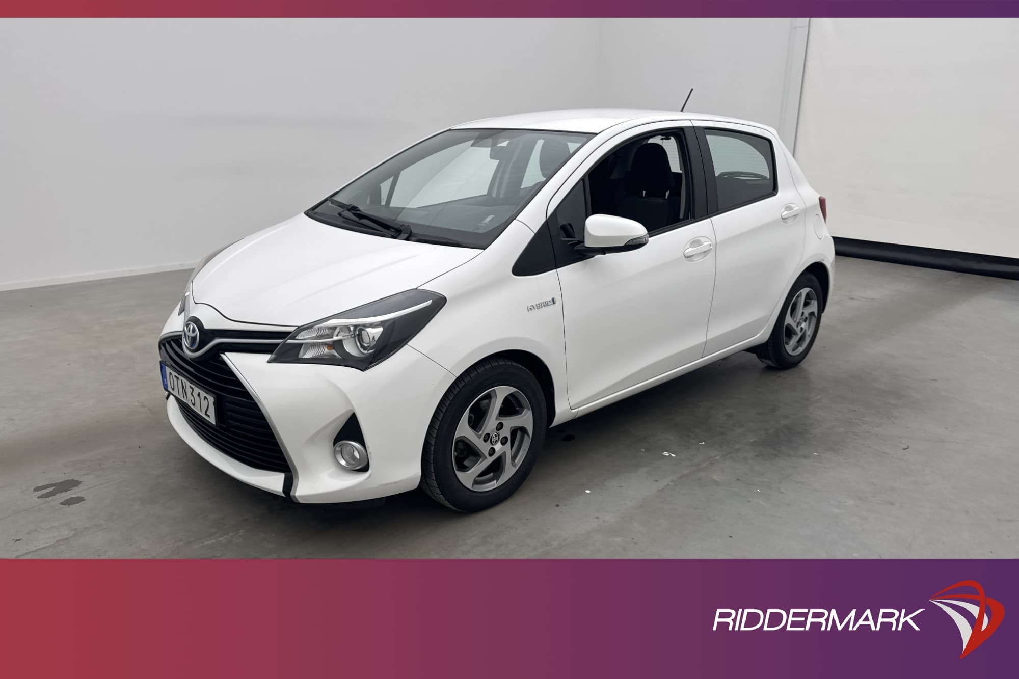 Toyota Yaris Hybrid e-CVT 101hk