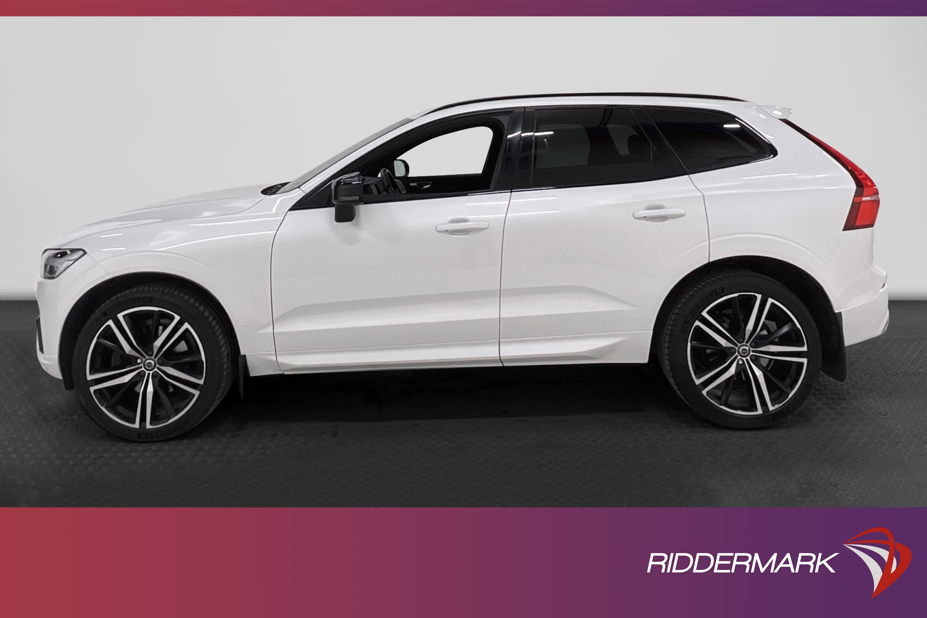 Volvo XC60 B5 AWD R-Design VOC D-värm HUD Pano B&W 360°
