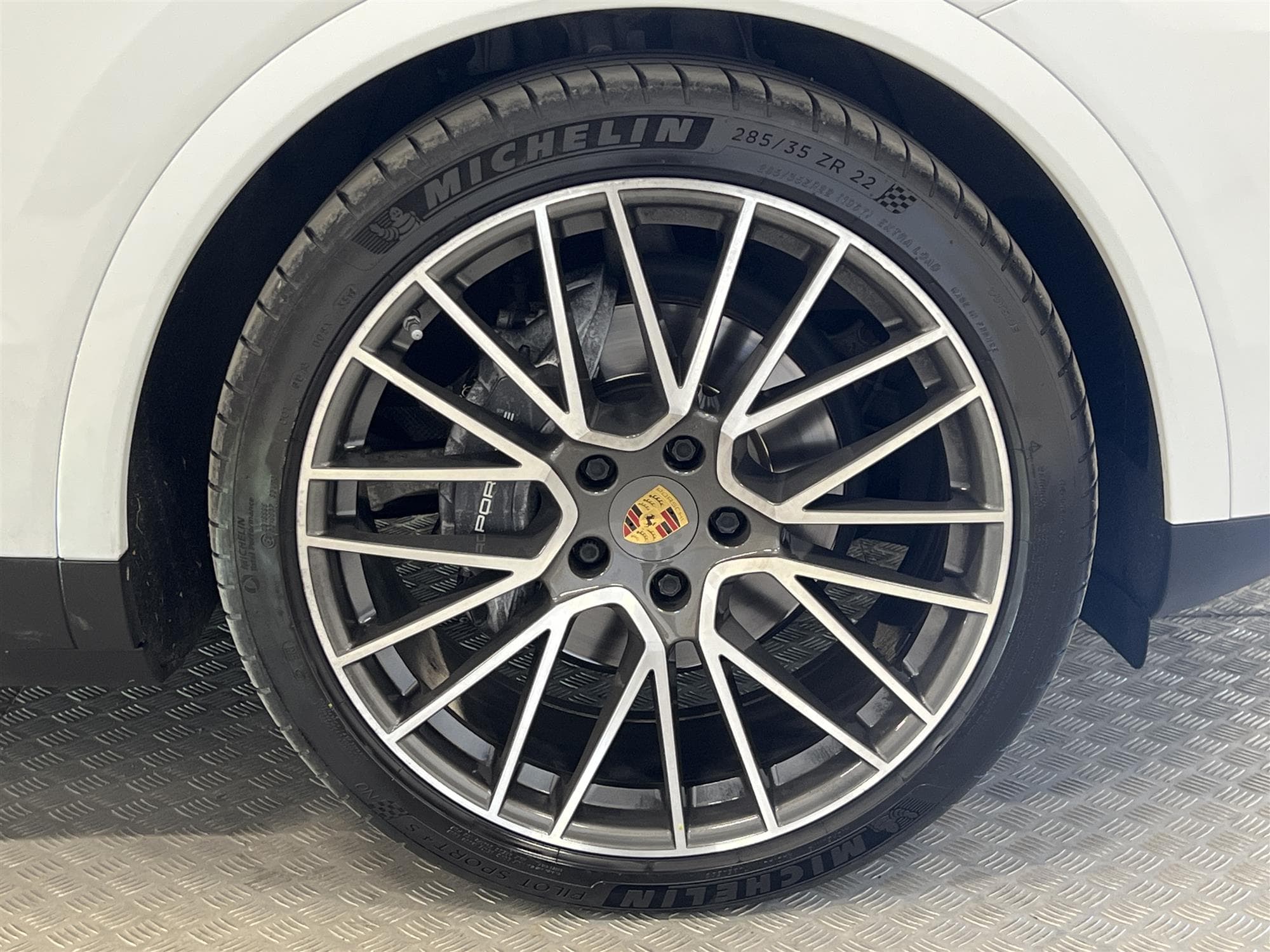 Porsche Cayenne Coupe 340hk Sport Chrono Panorama 18-Vägs RS