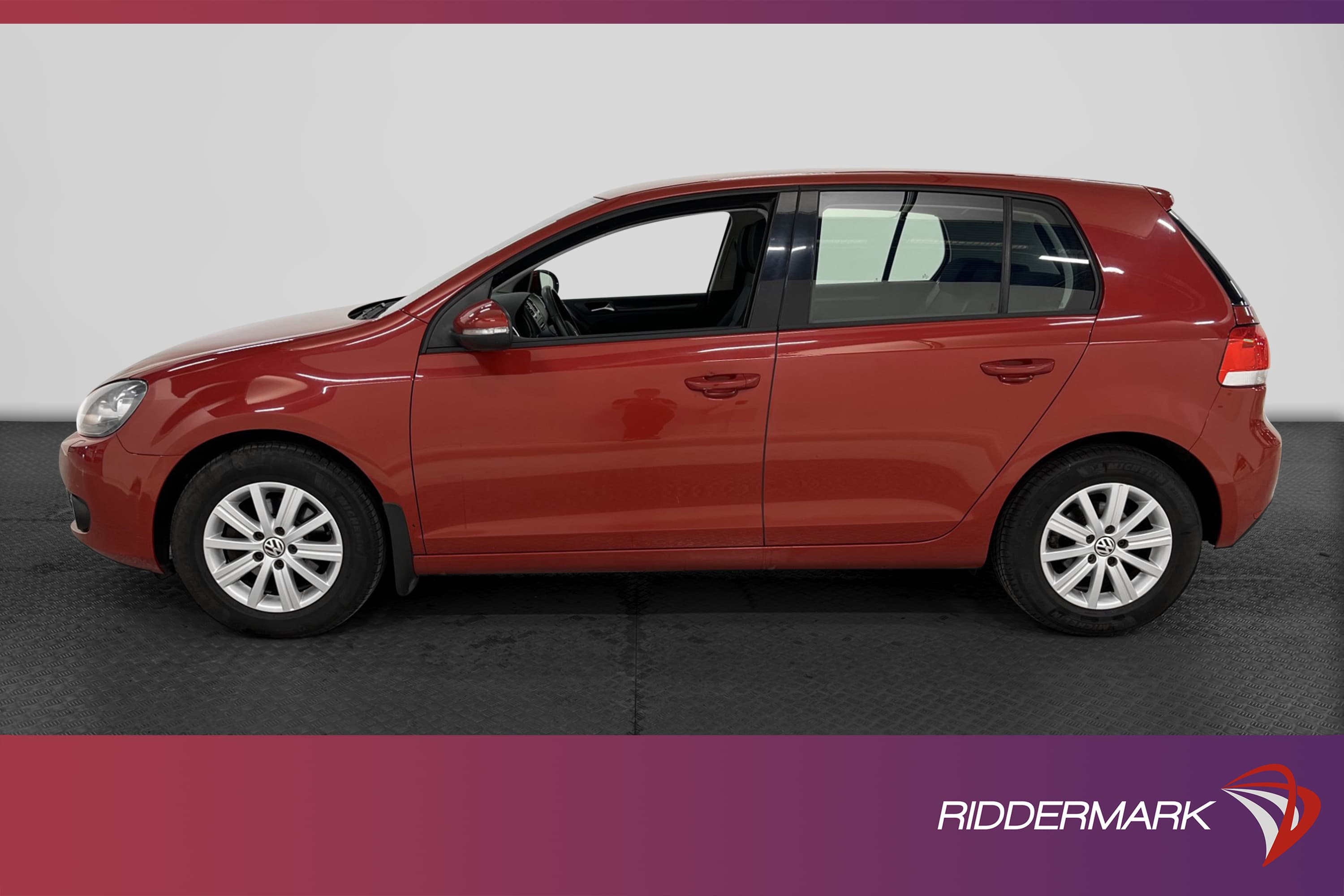 Volkswagen Golf 1.6 102hk
