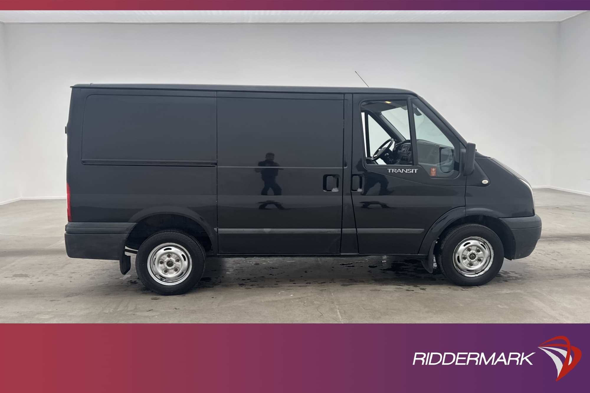 Ford Transit T300 2.2TDCi 115hk Värm AC Dragkrok Farthållare