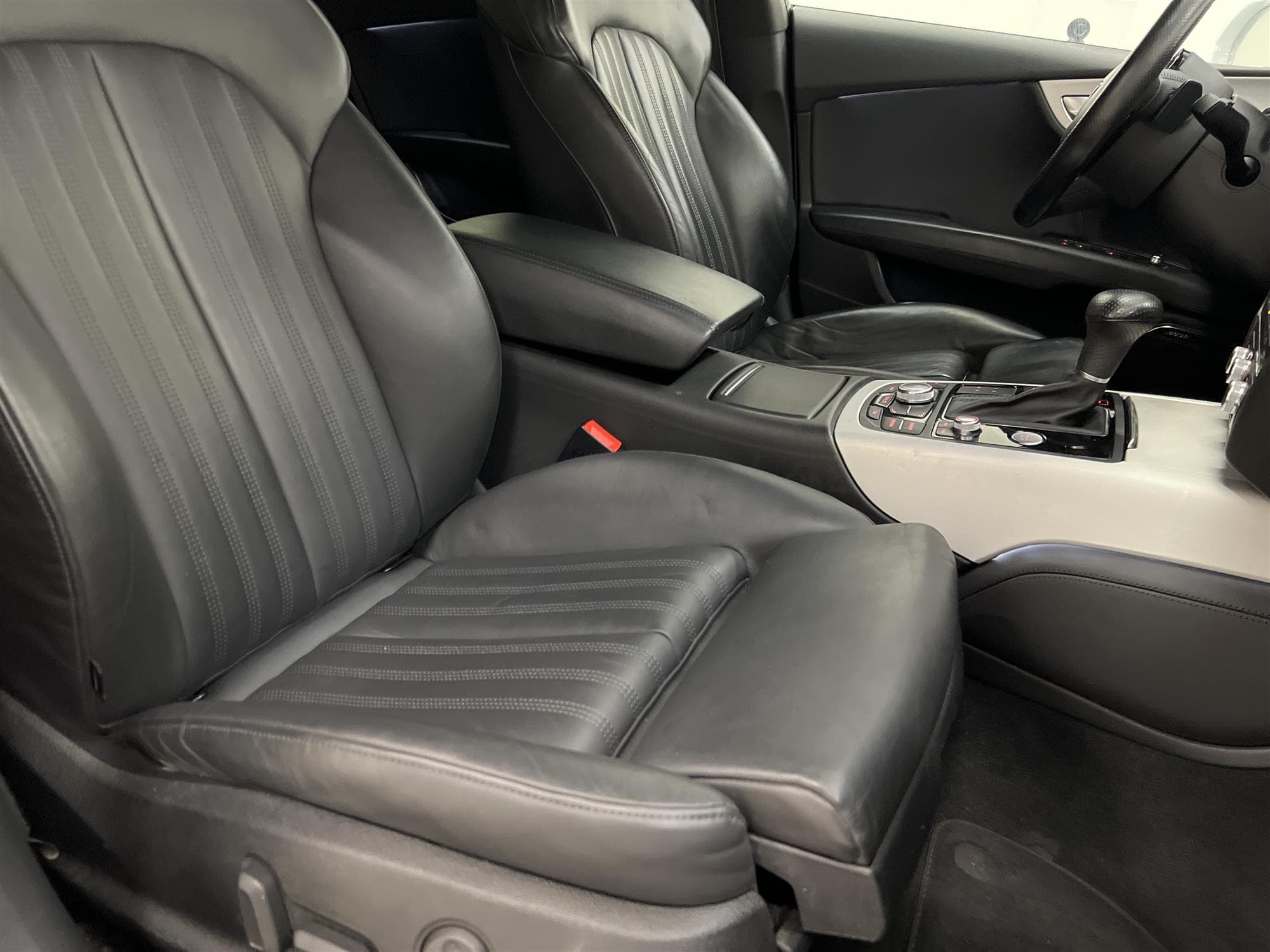 Audi A7 SB 3.0 TDI Q 204hk S-Line D-Värm B-Kamera Bose
