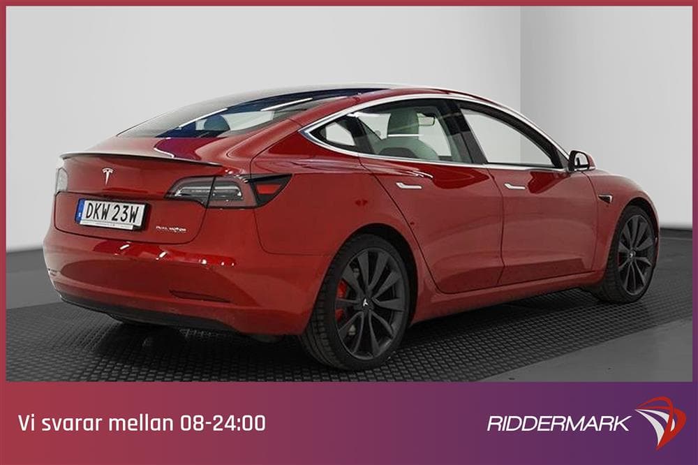Tesla Model 3 Performance AWD 510hk Ljus interiör Svensksåldexteriör