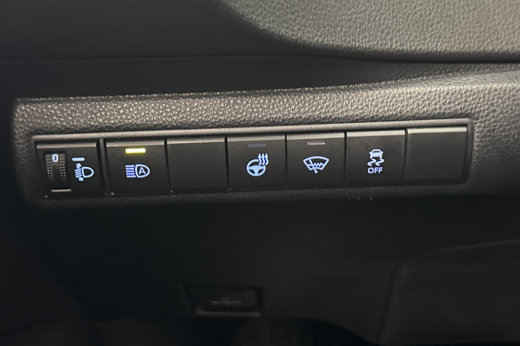 Toyota Corolla Hybrid 2.0 184hk Style Kamera  0.39 l/mil