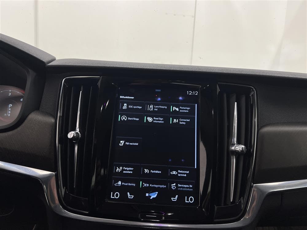 Volvo V90 Cross Country D4 AWD Inscription Pro Värmare Draginteriör