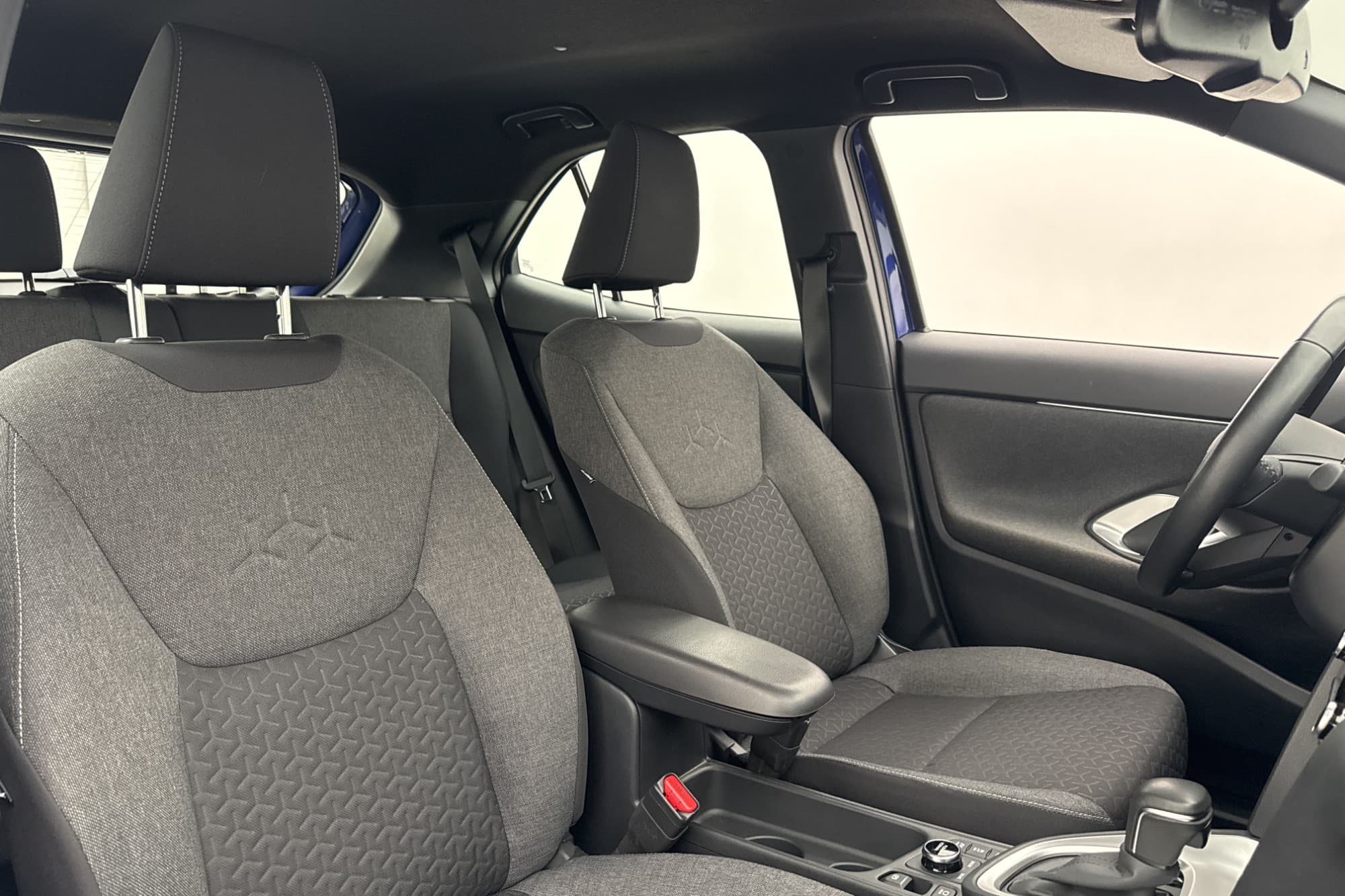 Toyota Yaris Cross Hybrid AWD Active Plus Kamera Rattvärme