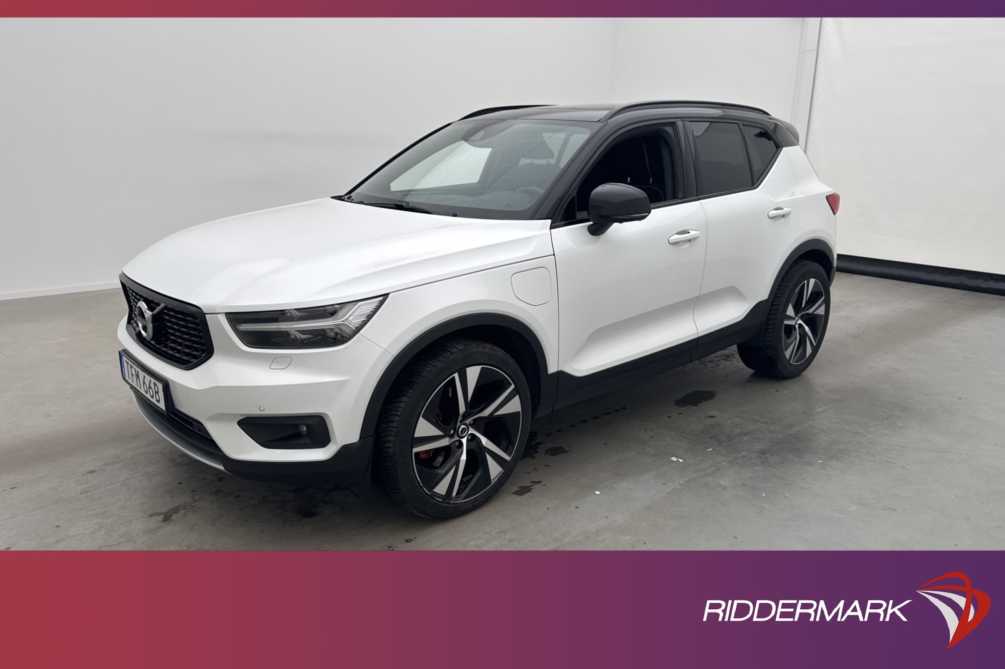 Volvo XC40 Recharge T4 211hk