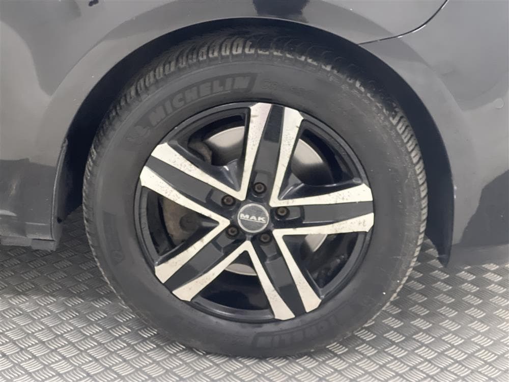 Mercedes-Benz Vito Mixto Aut 190hk Edt.1 Xlång Värmare Moms interiör