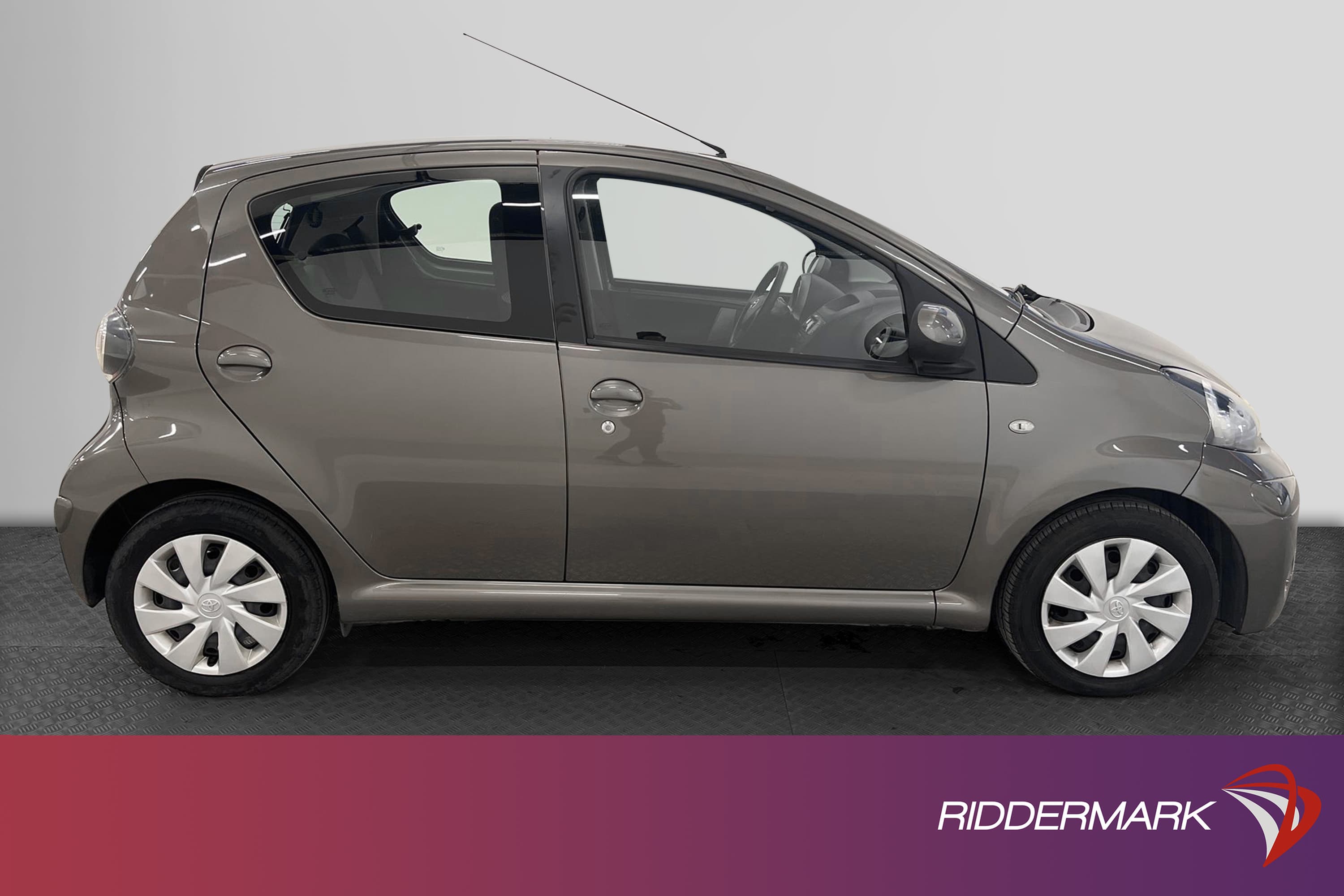 Toyota Aygo 1.0 VVT-i 68hk Få Brukare M-Värm 0,43L/Mil