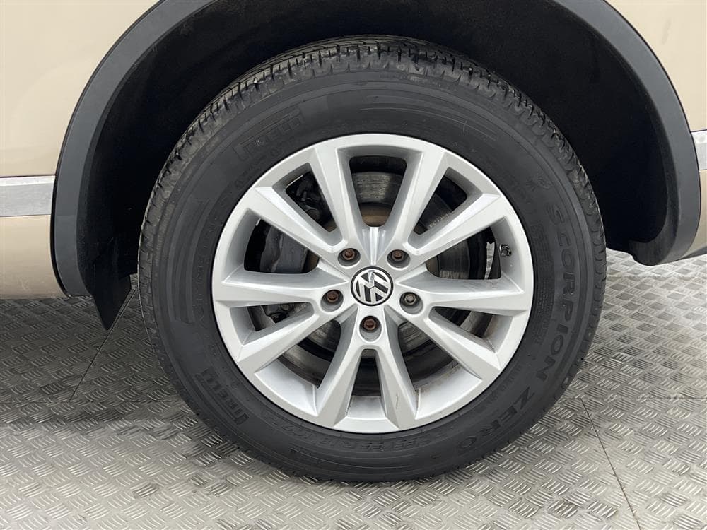 Volkswagen Touareg 3.0 262hk 4M Premium Pano 360° Drag Dvärm