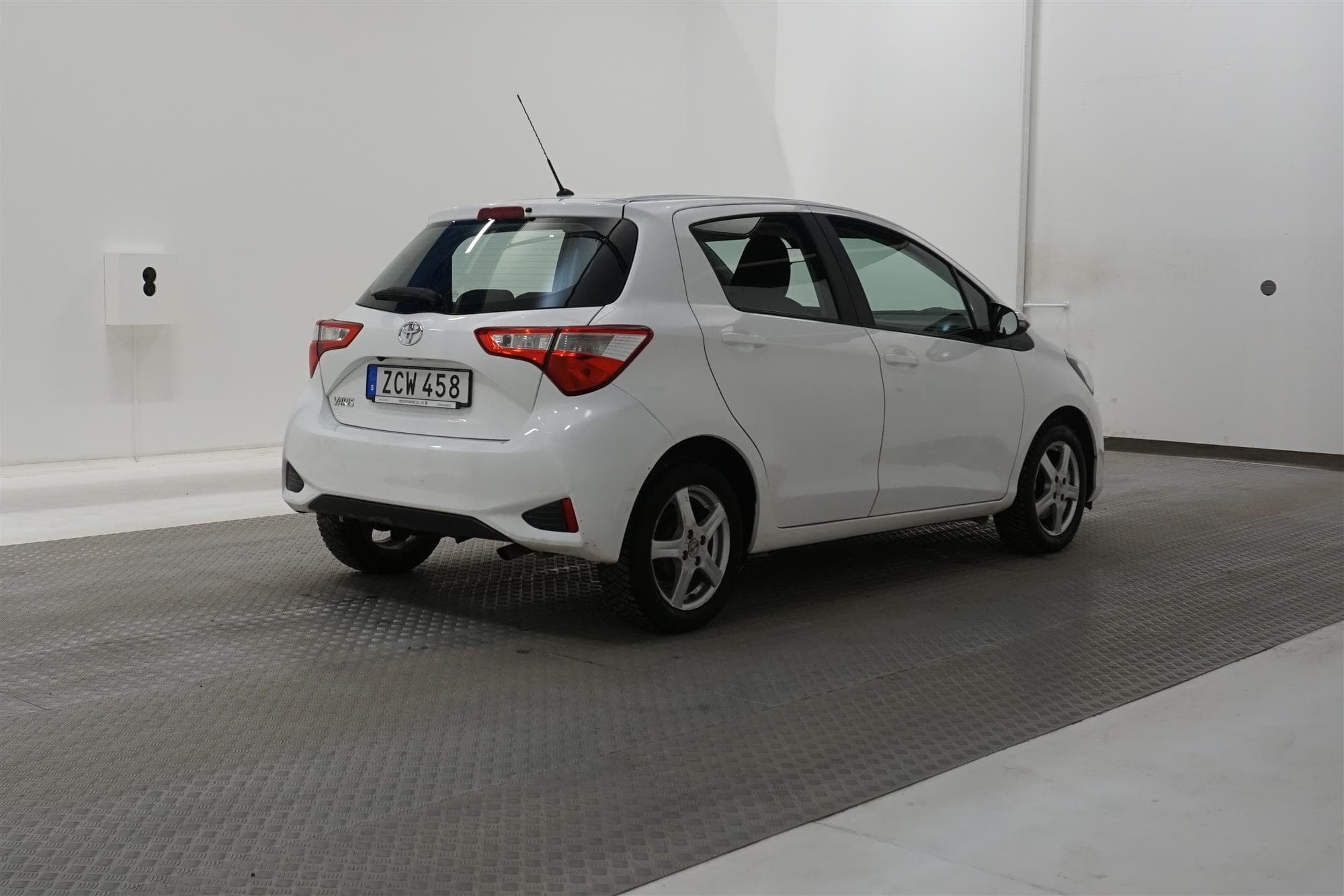 Toyota Yaris 1.5 111hk 1 Bruk B-Kam Lane Assist 0,4L/mil