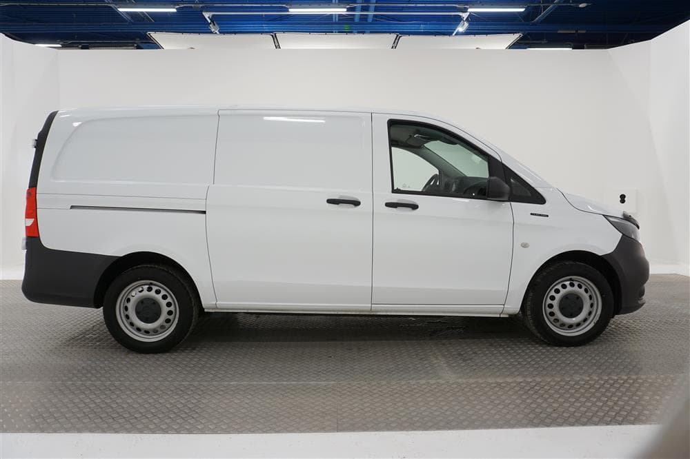 Mercedes-Benz eVito  41kWh Automat Kamera Lång Moms 