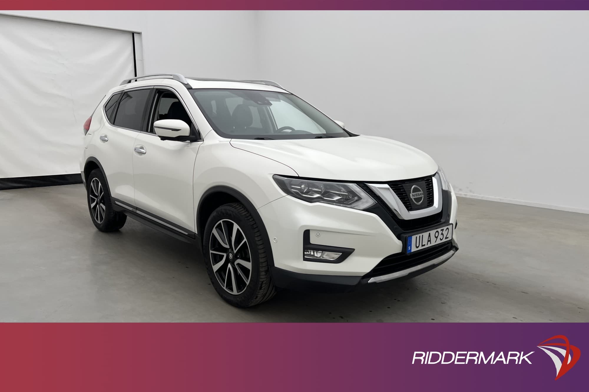 Nissan X-Trail 130hk Tekna 7-Sits Panorama 360°  Navi Skinn